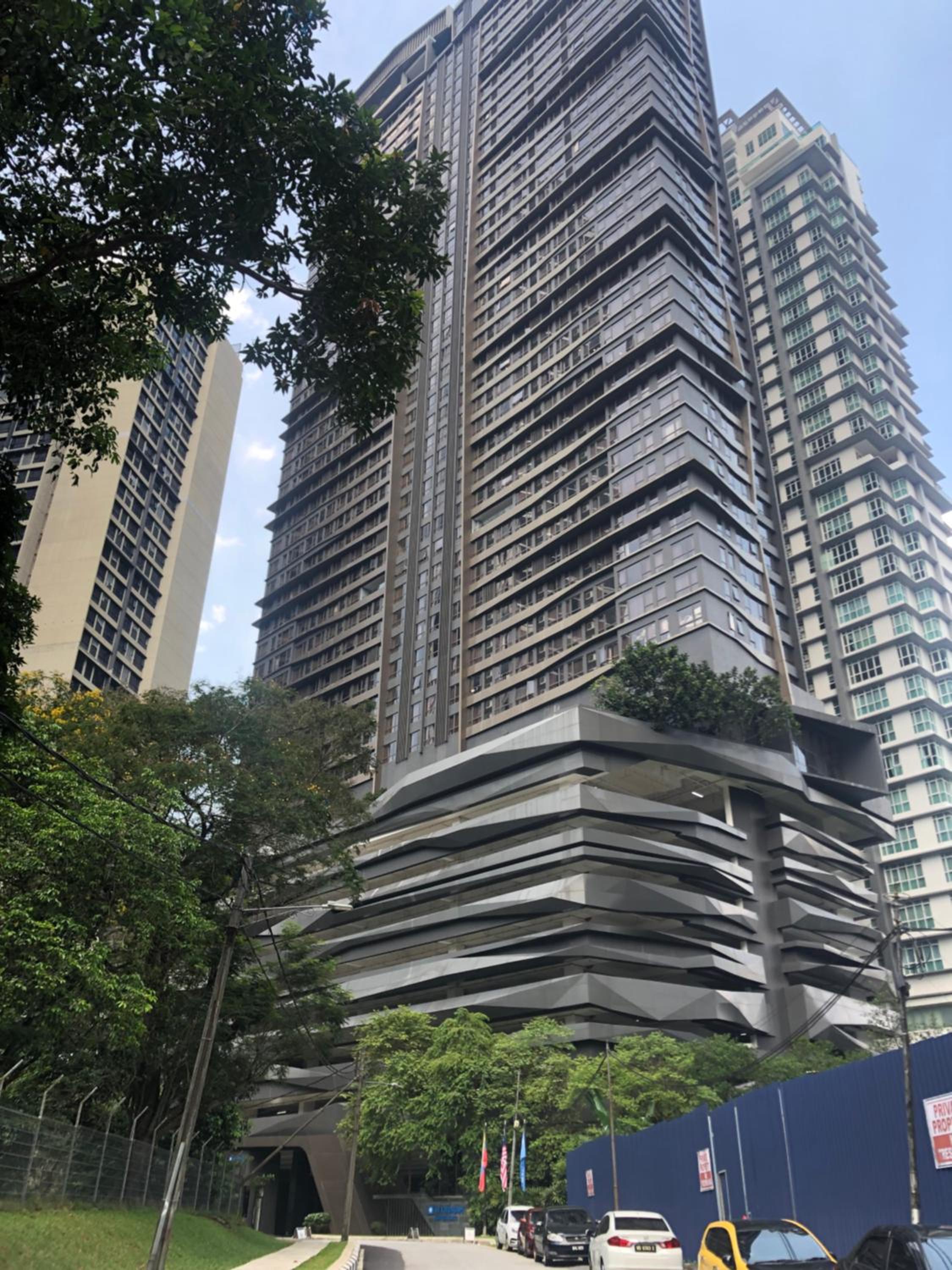 8 Kia Peng Suites KLCC by Luna
