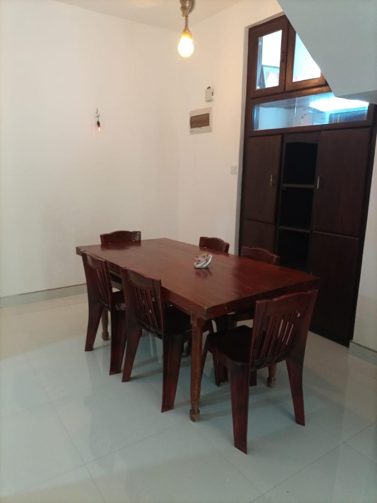 W7 Liya Rest inn view 5