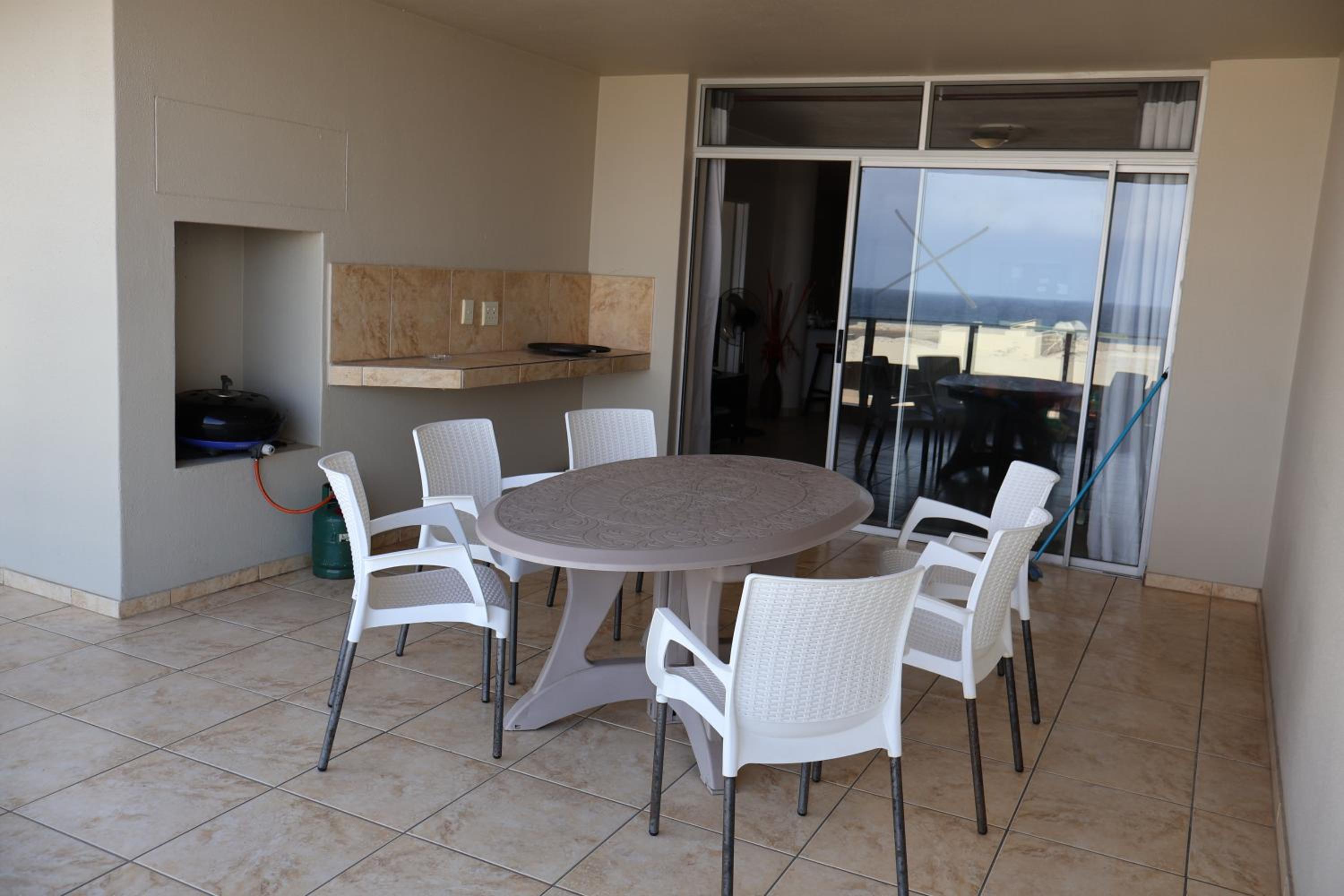 Margate 3 Bed with Sea Views 8 Sleeper