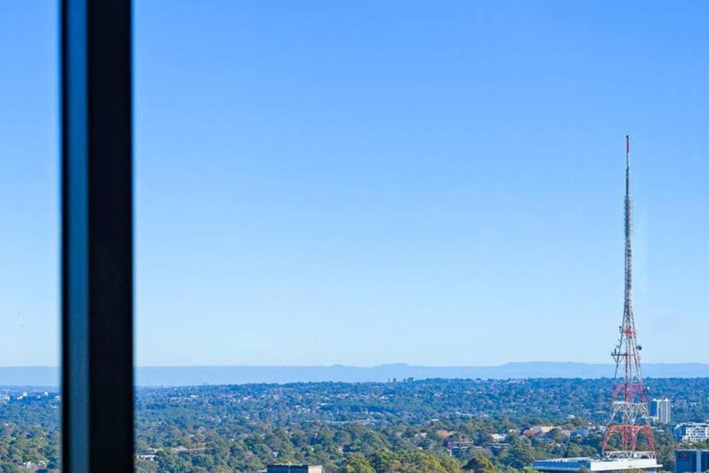 Premium 3Bed Luxury with Infinity Pool & Gym