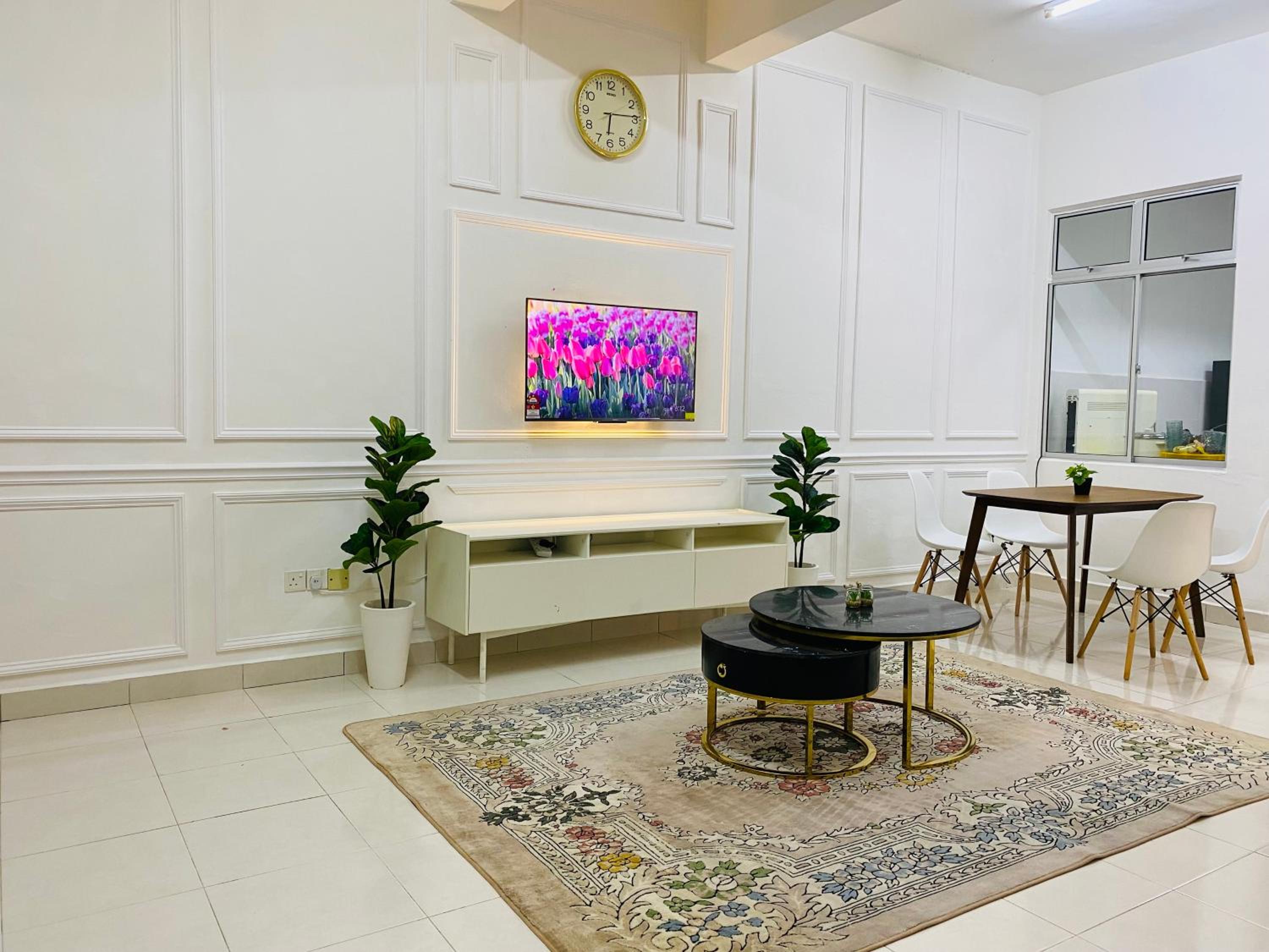 Alyn Home Kluang VI Netflix Coway photo 5