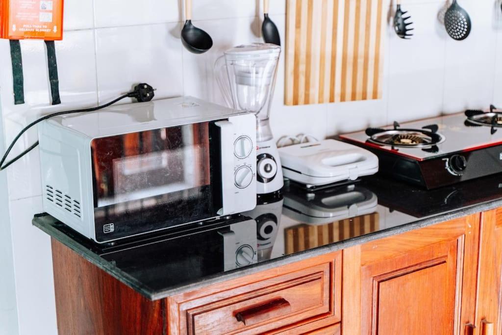 Gents Code at Train's House view 4