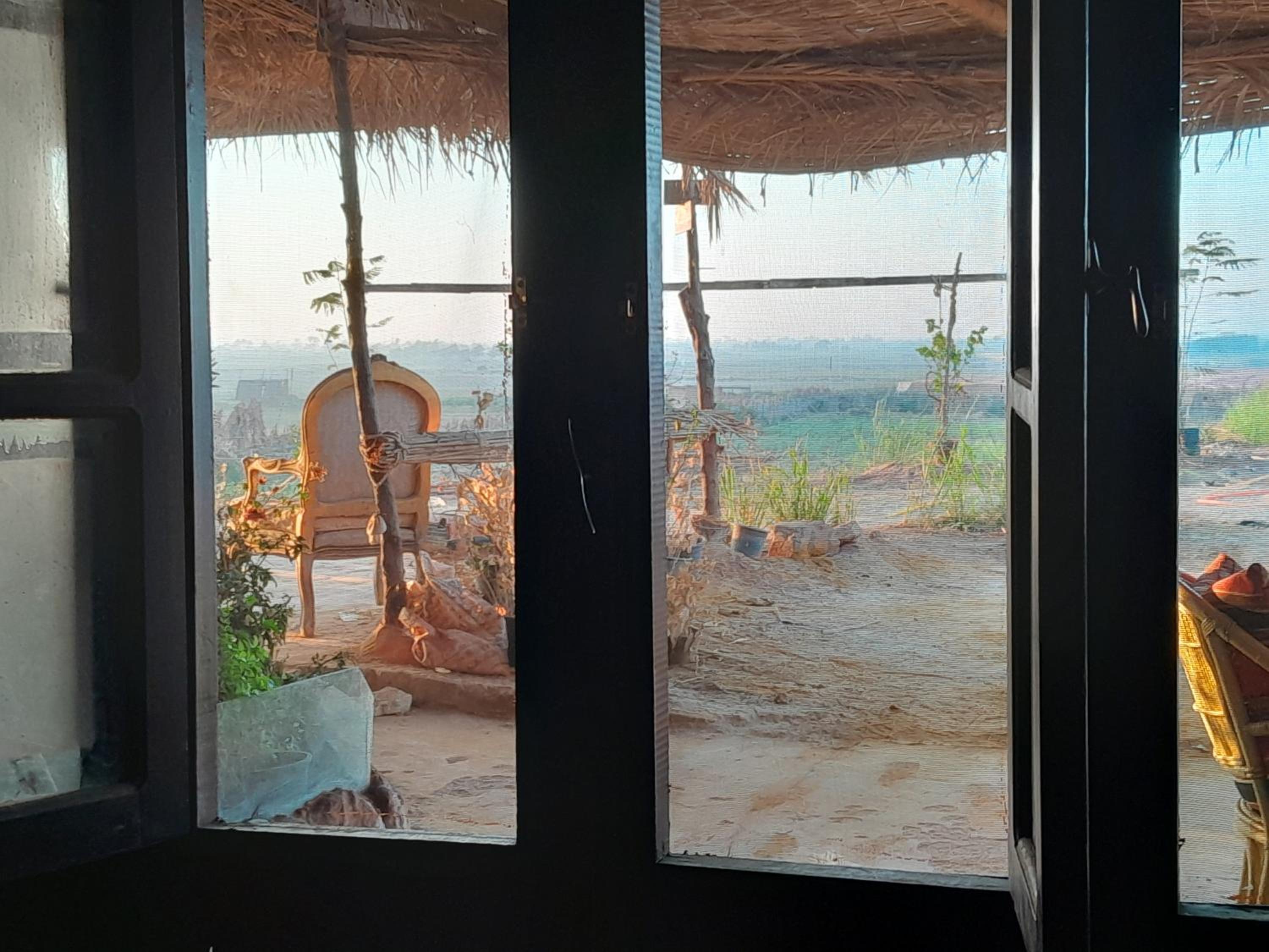 Dahshour Mudhouse Fayoum Desert Road 27km from Pyramid Maydoum Package 4Days 3Nights 500USD full board Visit of Pyramids Khan El Khalili Museum cairo by ni