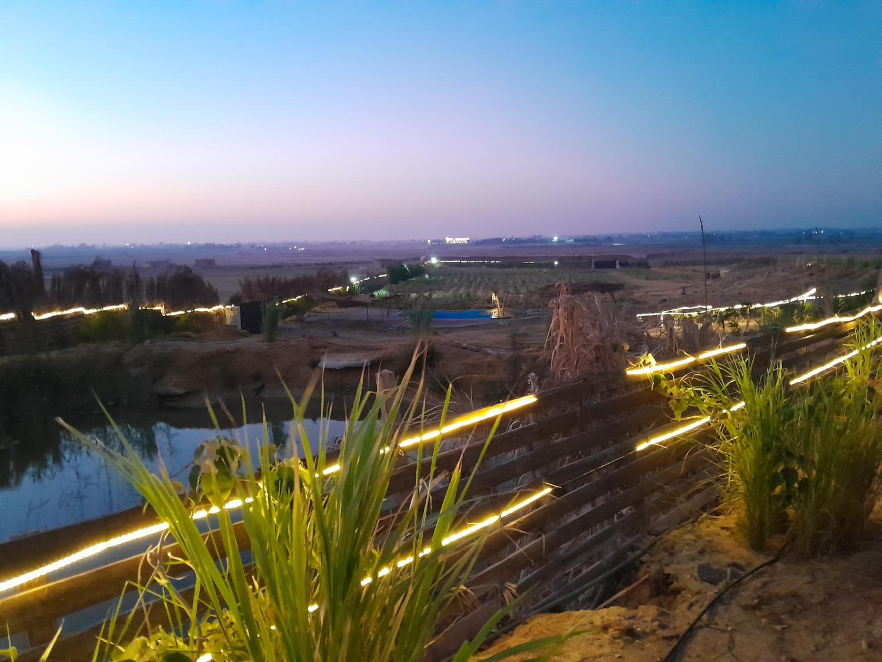 Dahshour Mudhouse Fayoum Desert Road 27km from Pyramid Maydoum Package 4Days 3Nights 500USD full board Visit of Pyramids Khan El Khalili Museum cairo by ni