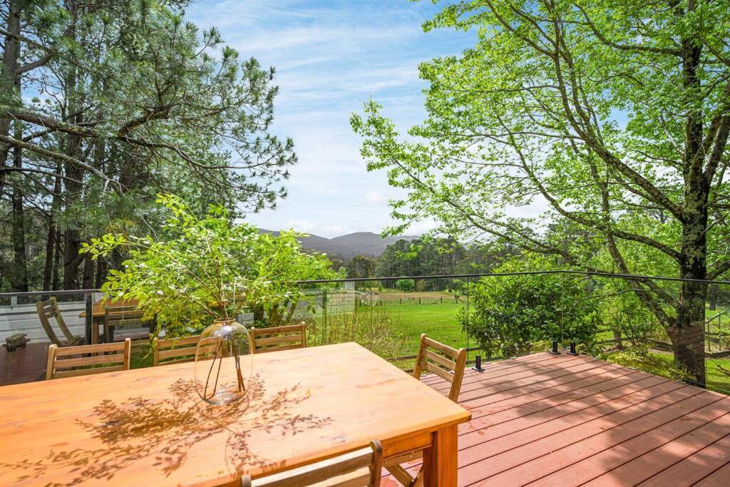 4B2B Farm House w Private Deck, Shared Game Room