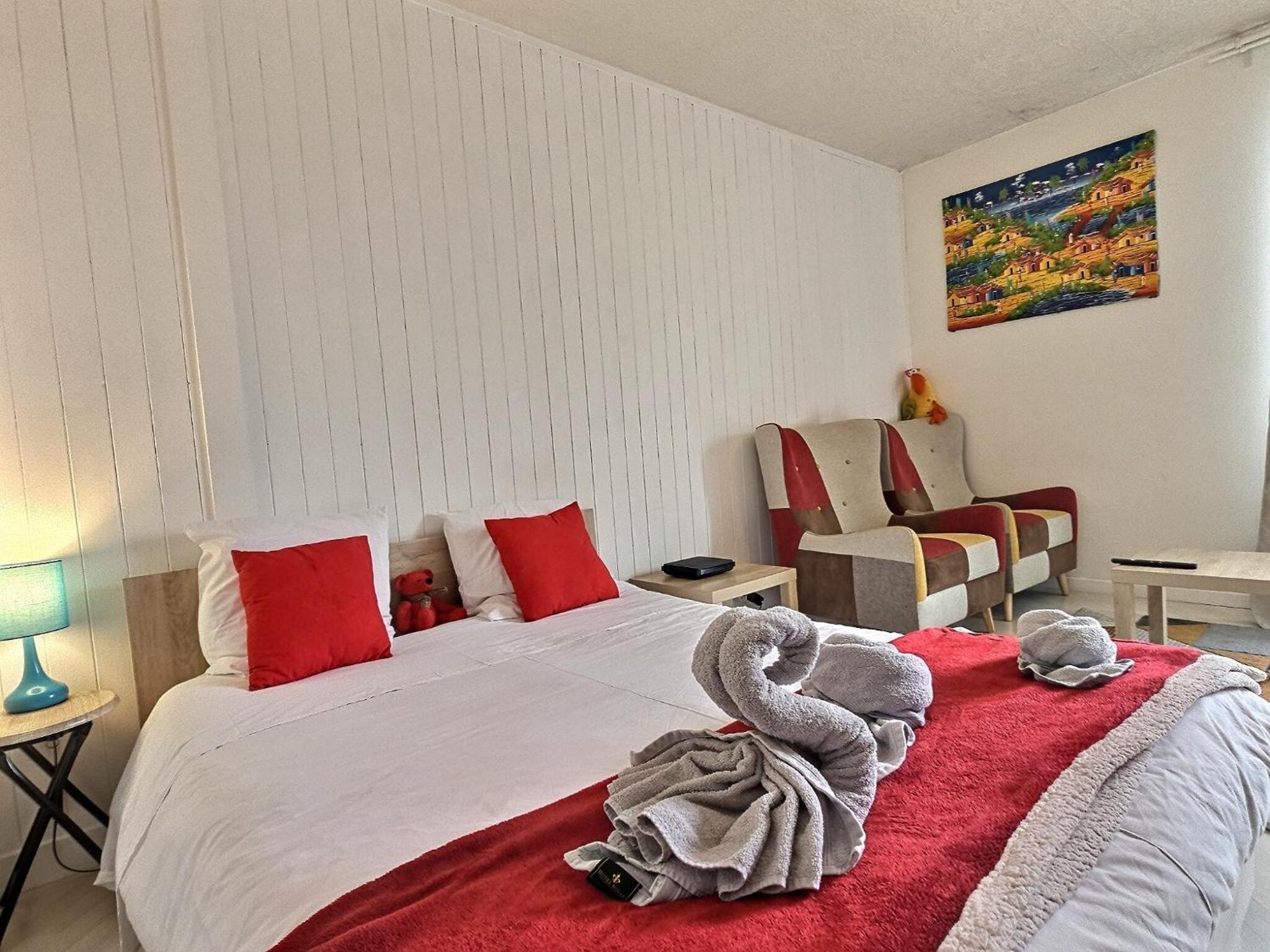 5 Mins to Train Station - Free Parking - DisneyLand - Escapade Perchée