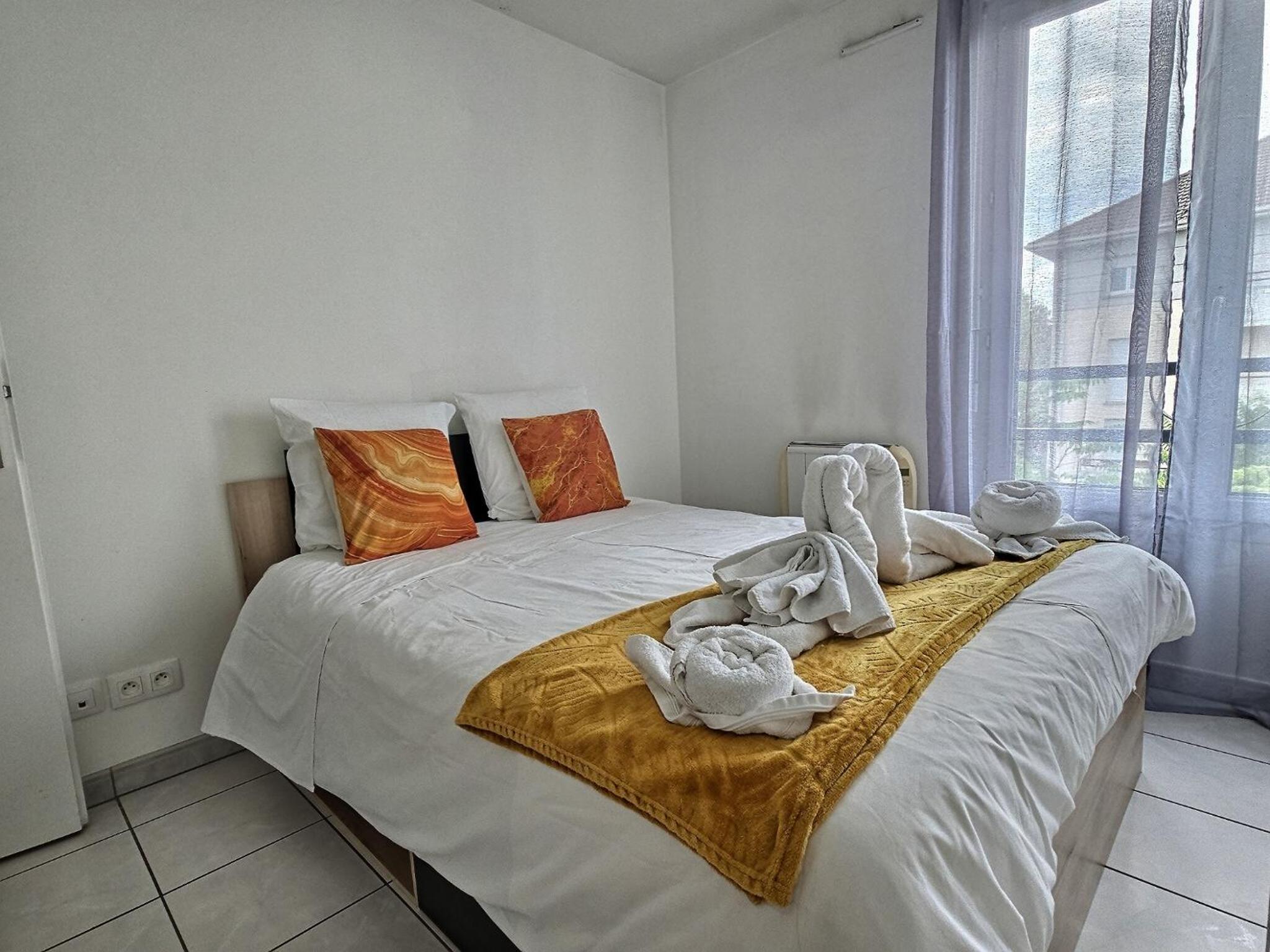 2 Mins from Train Station - Free Parking - Paris & DisneyLand - Lognes