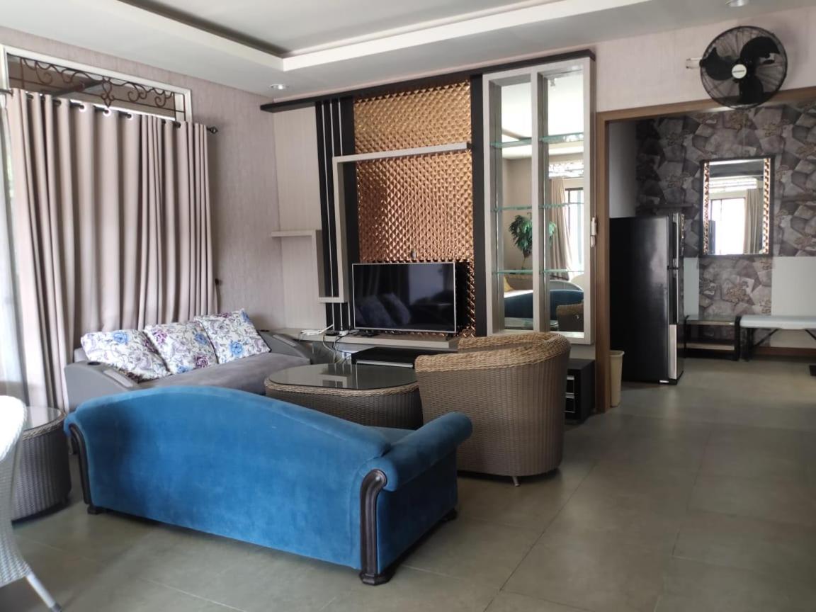 Villa Salsa - Vimala Hills