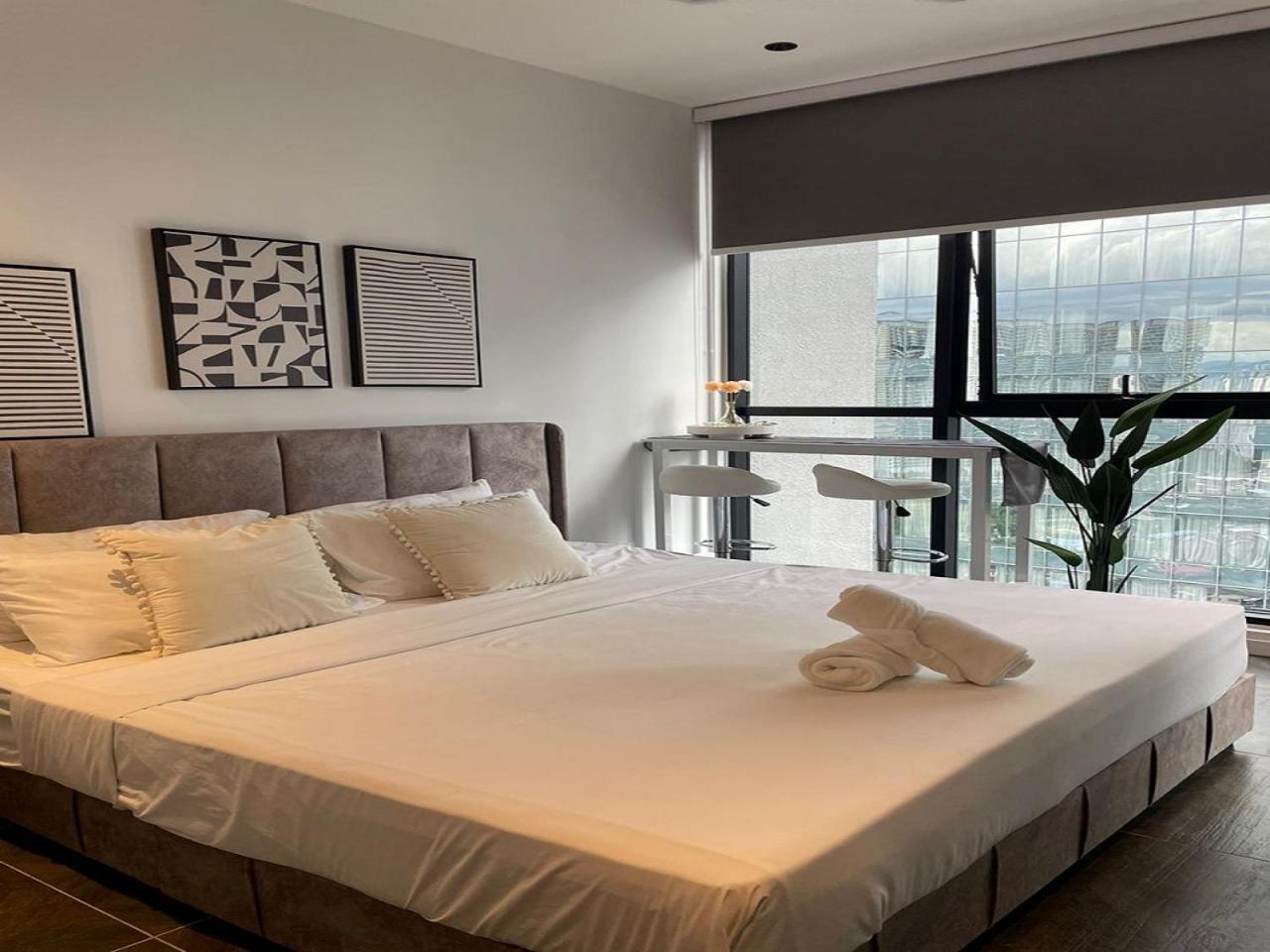 Scarletz Suites Kuala Lumpur Near Twin Tower KLCC
