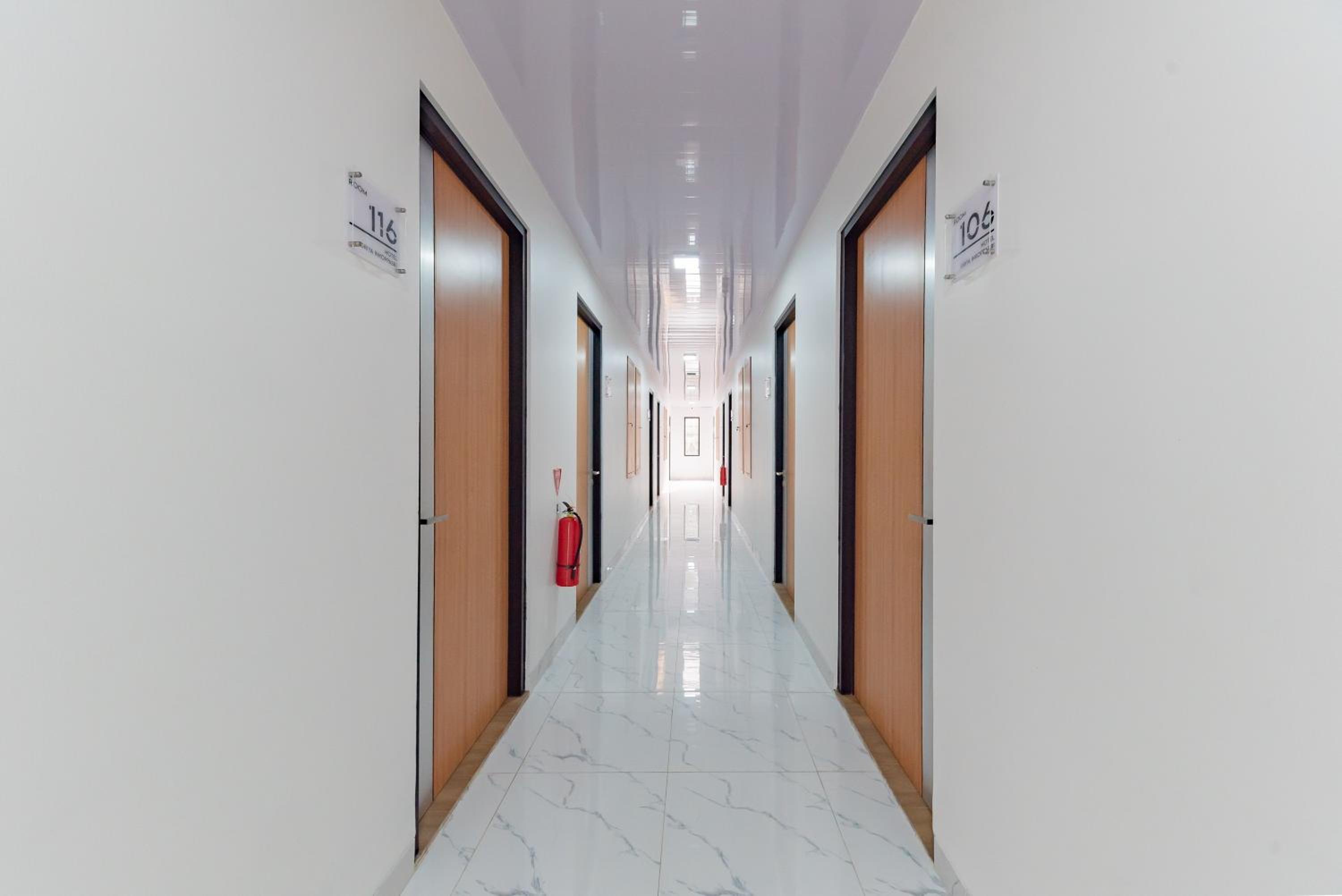 Urbanview Hotel Inkoppabri Cisarua Puncak