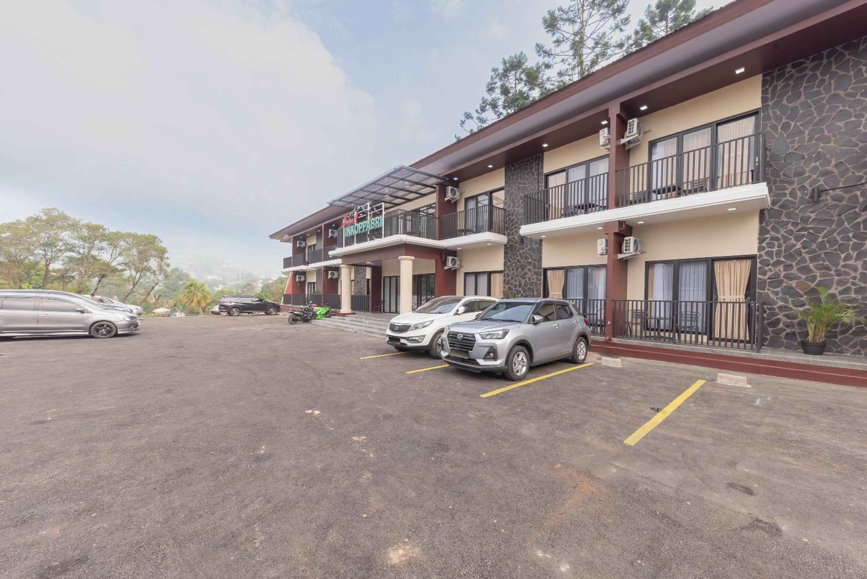 Urbanview Hotel Inkoppabri Cisarua Puncak