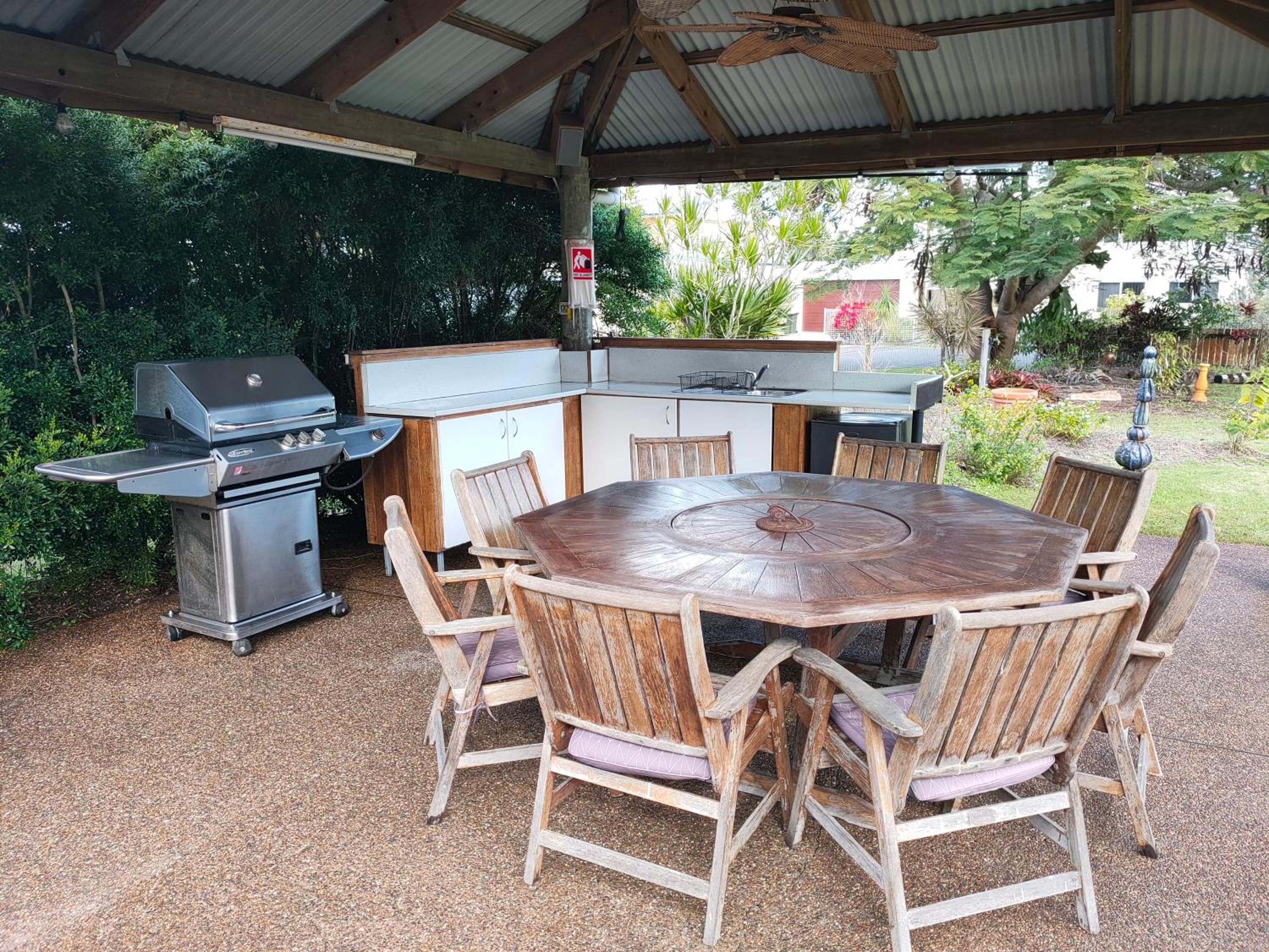 Shelly Beach Motel