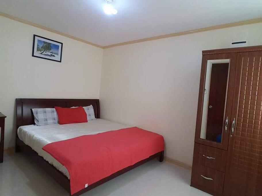 2 Storey house, 2BR, 2CR Fully Furnished house view 4