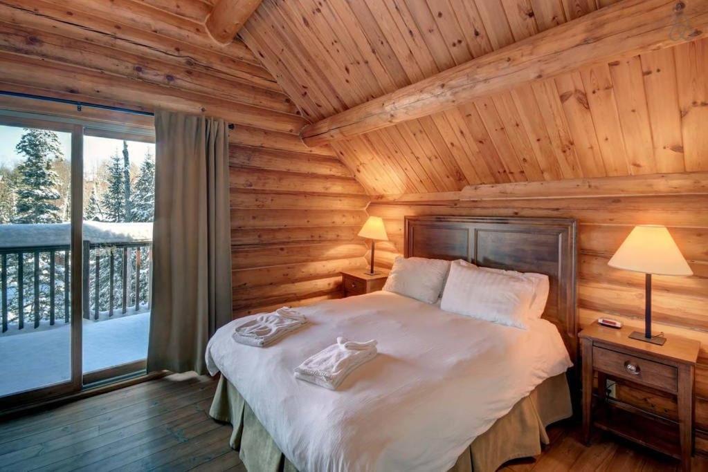 Luxury Lake Loghouse - Mont Tremblant
