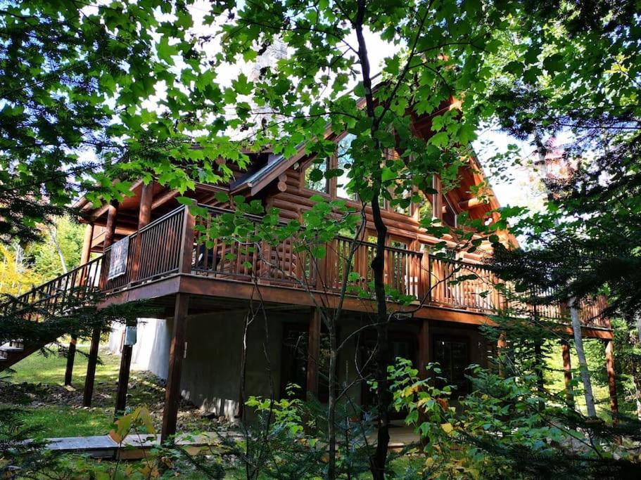 Luxury Lake Loghouse - Mont Tremblant