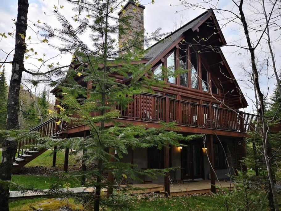 Luxury Lake Loghouse - Mont Tremblant