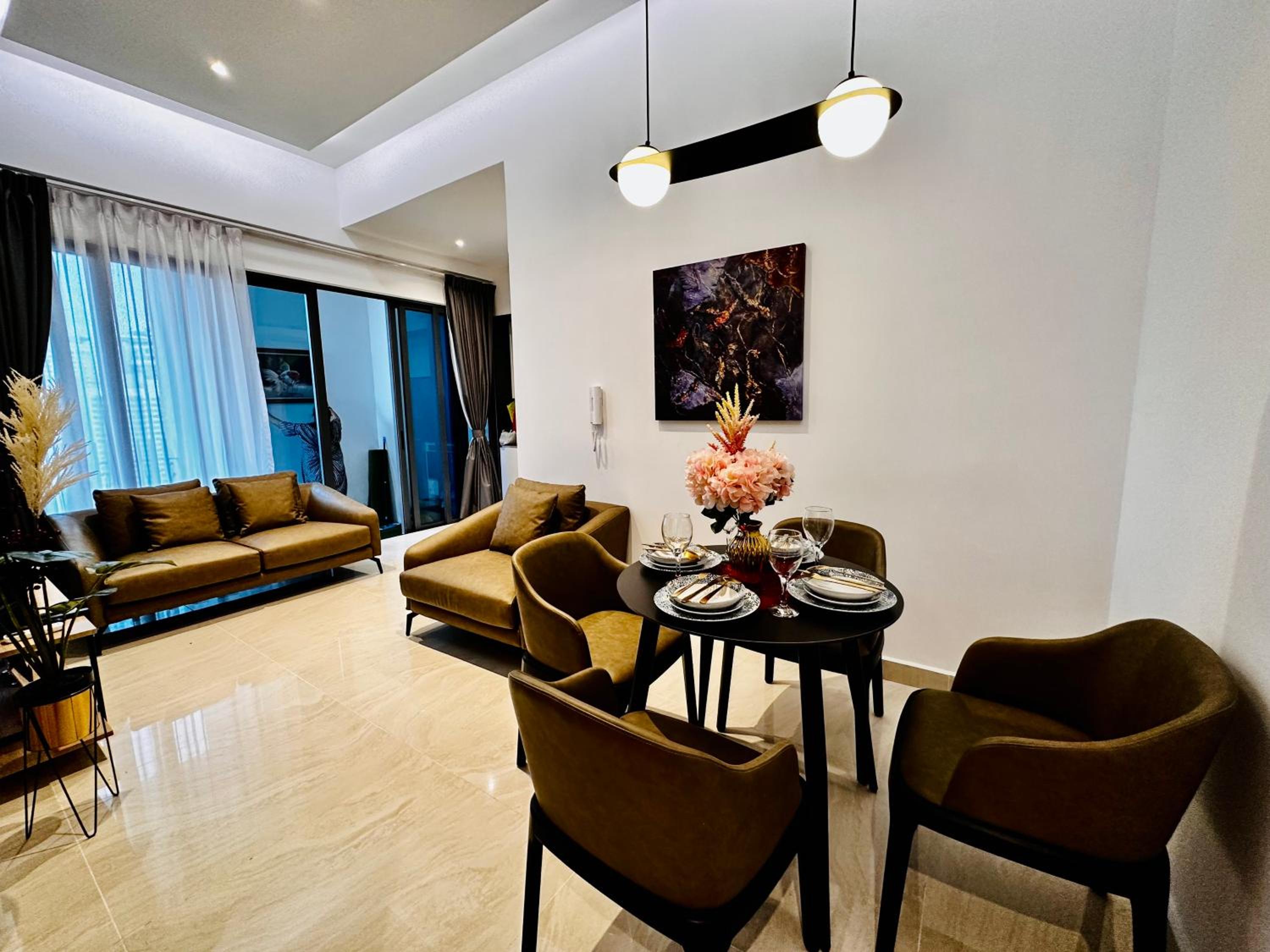 The Luxe Colony Klcc By NTR Resources
