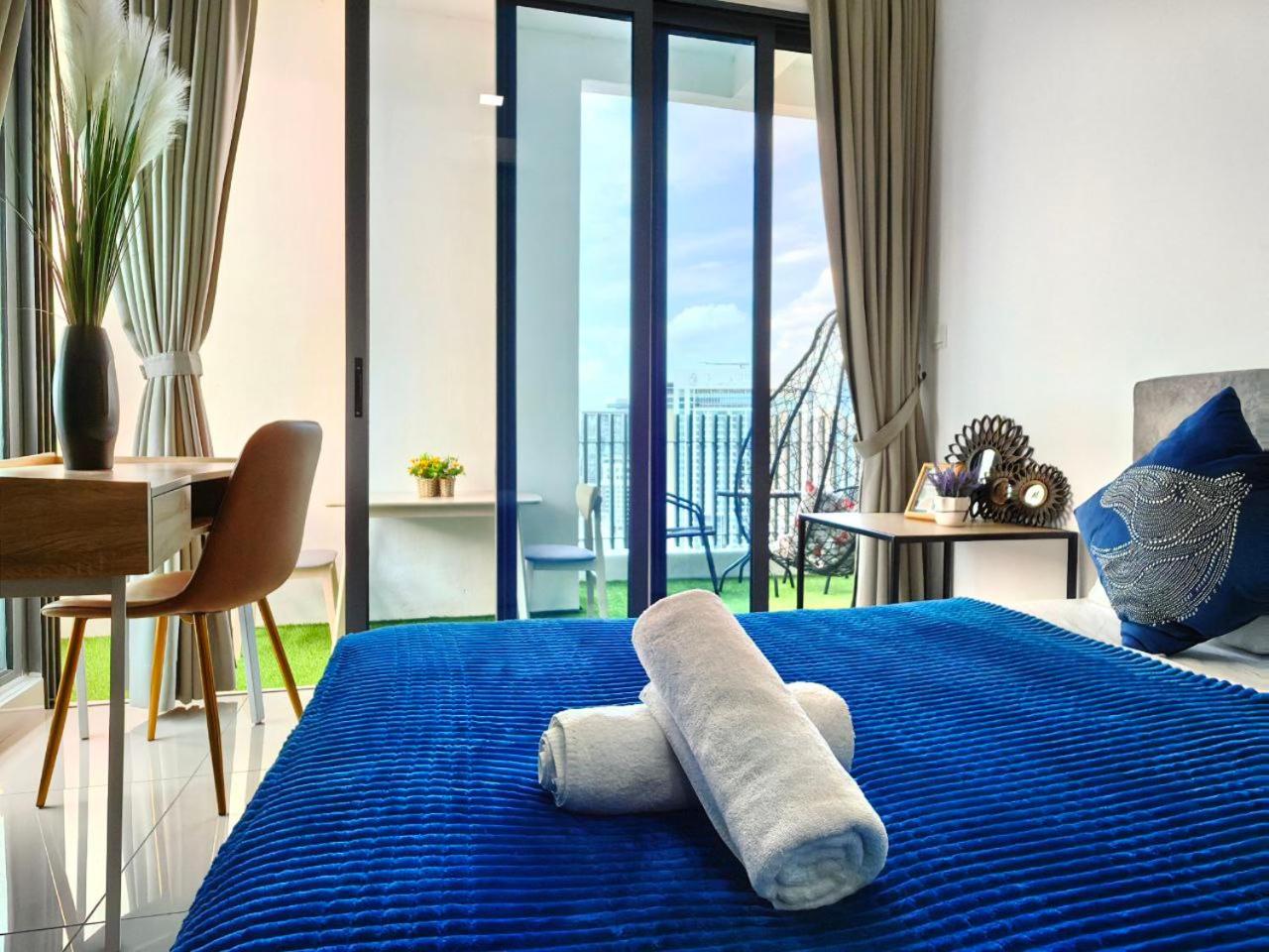 The Luxe Colony Klcc By NTR Resources