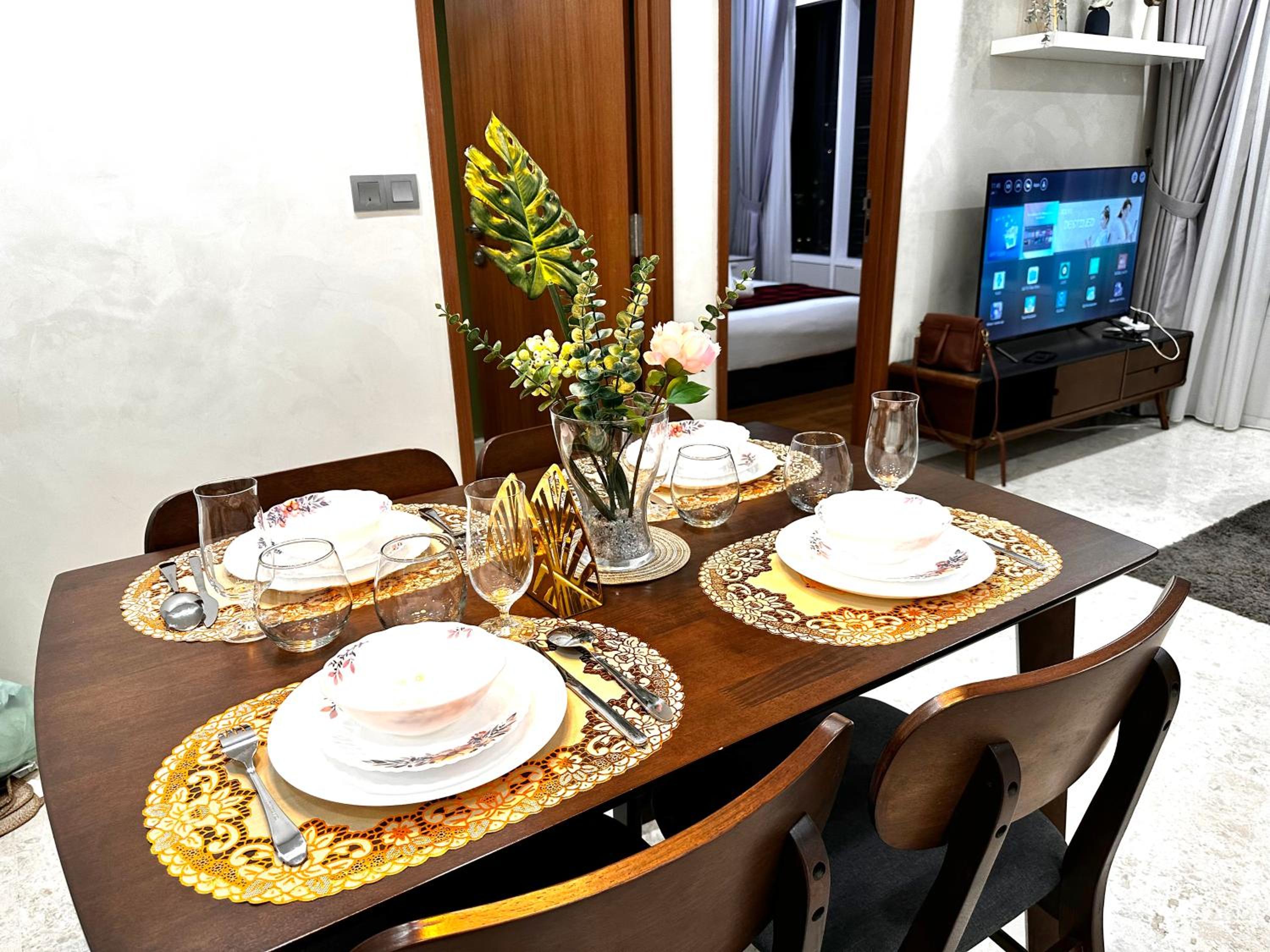 The Luxe Colony Klcc By NTR Resources