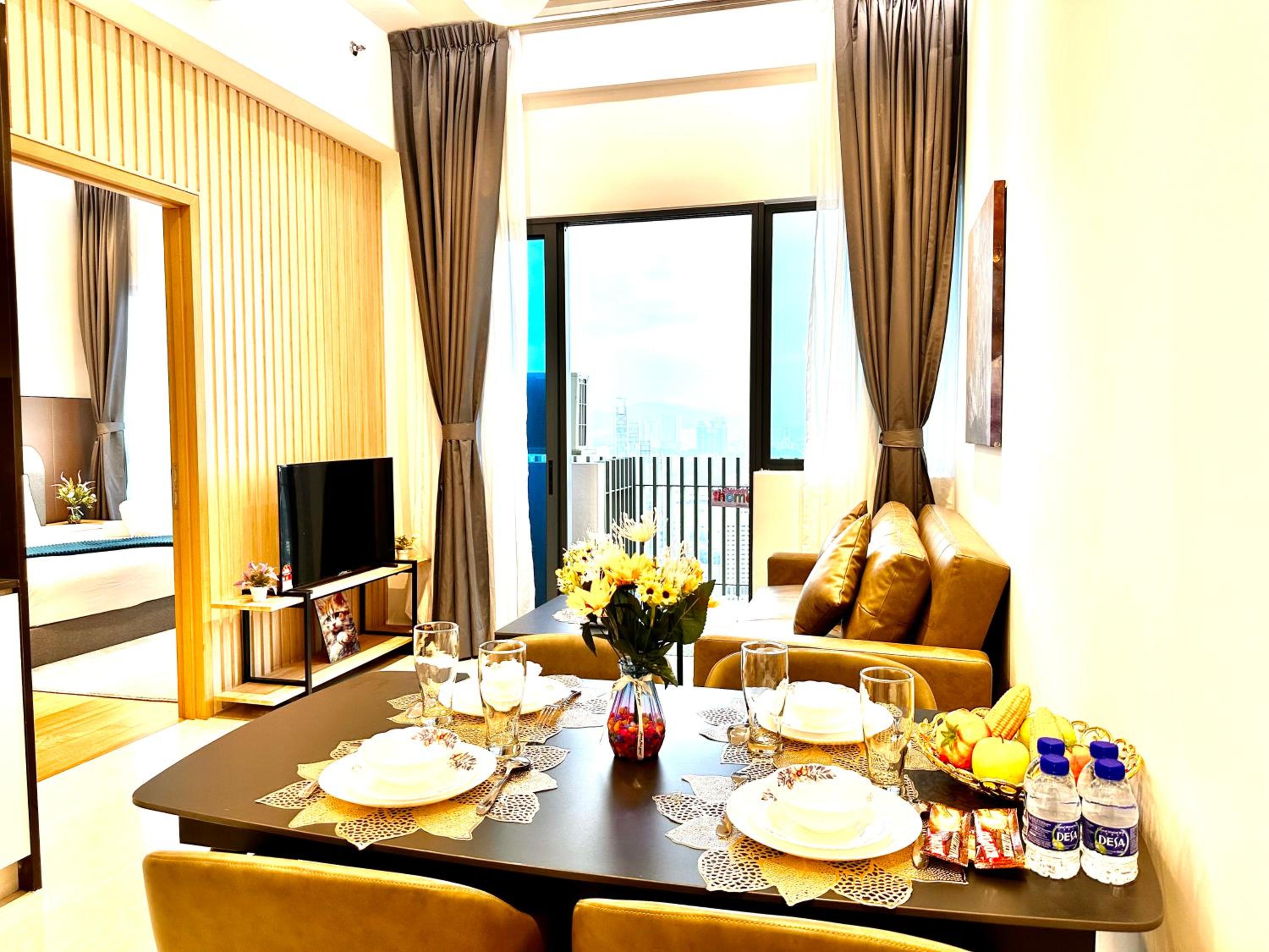 The Luxe Colony Klcc By NTR Resources