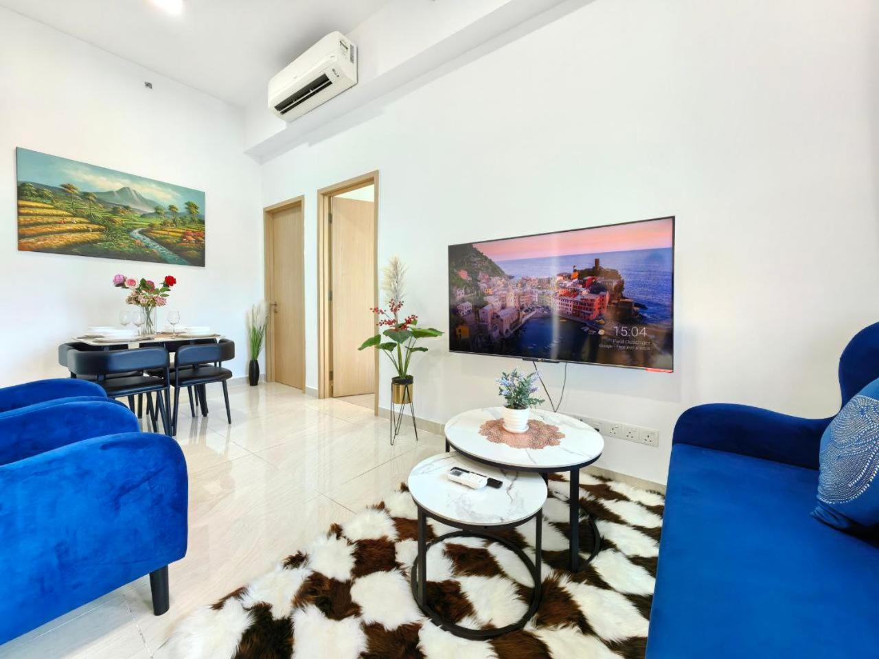 The Luxe Colony Klcc By NTR Resources