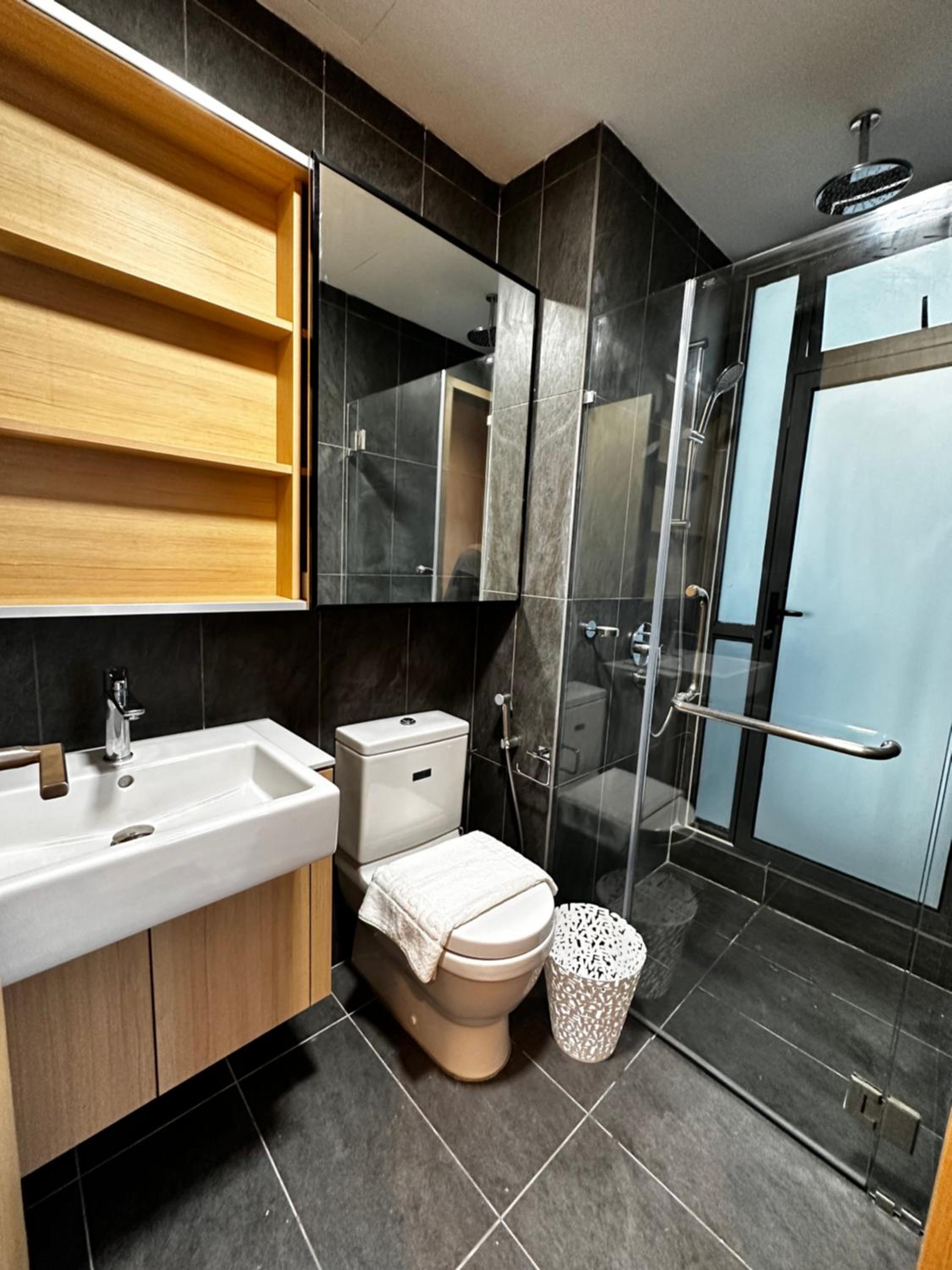 The Luxe Colony Klcc By NTR Resources