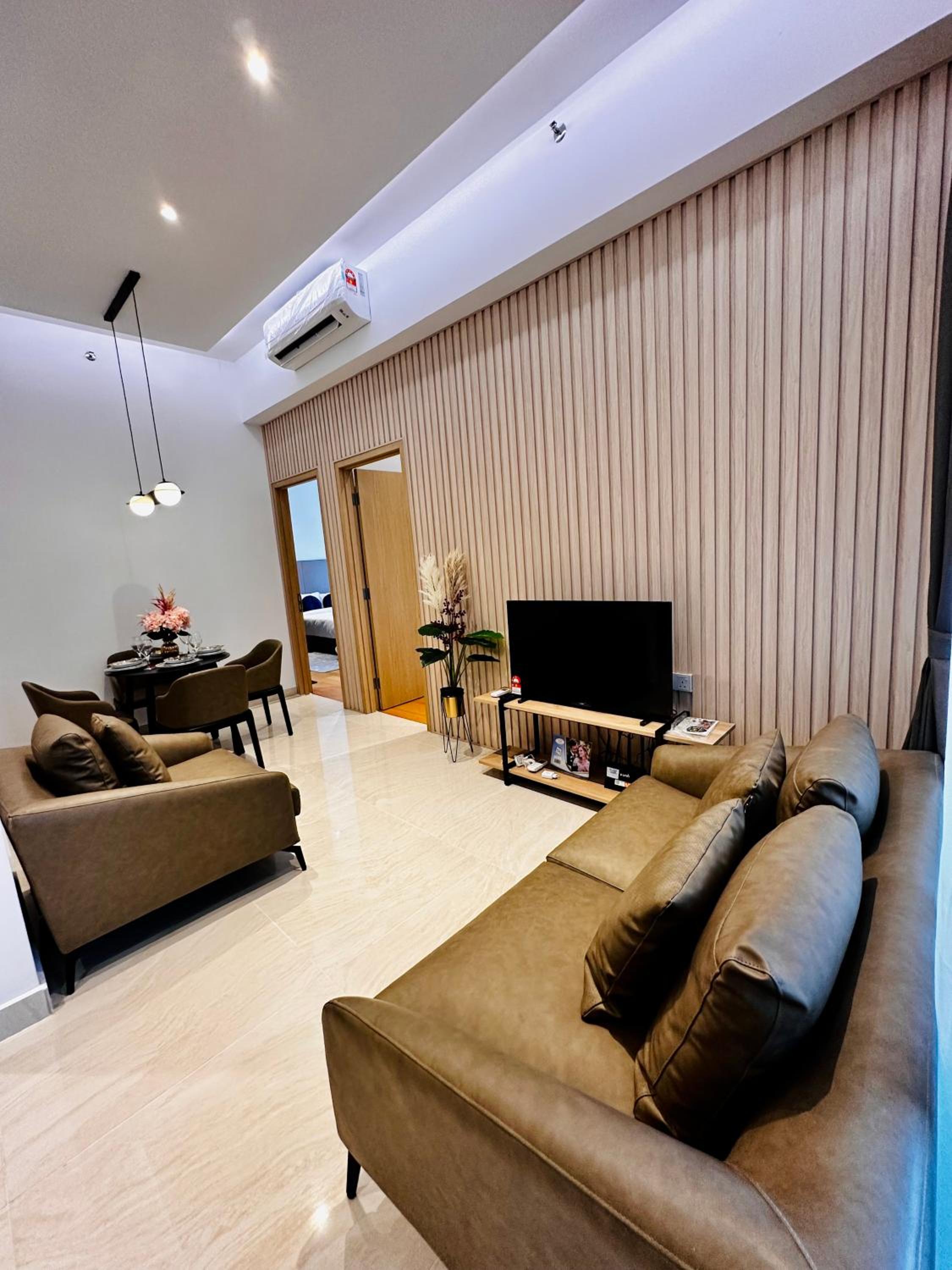 The Luxe Colony Klcc By NTR Resources