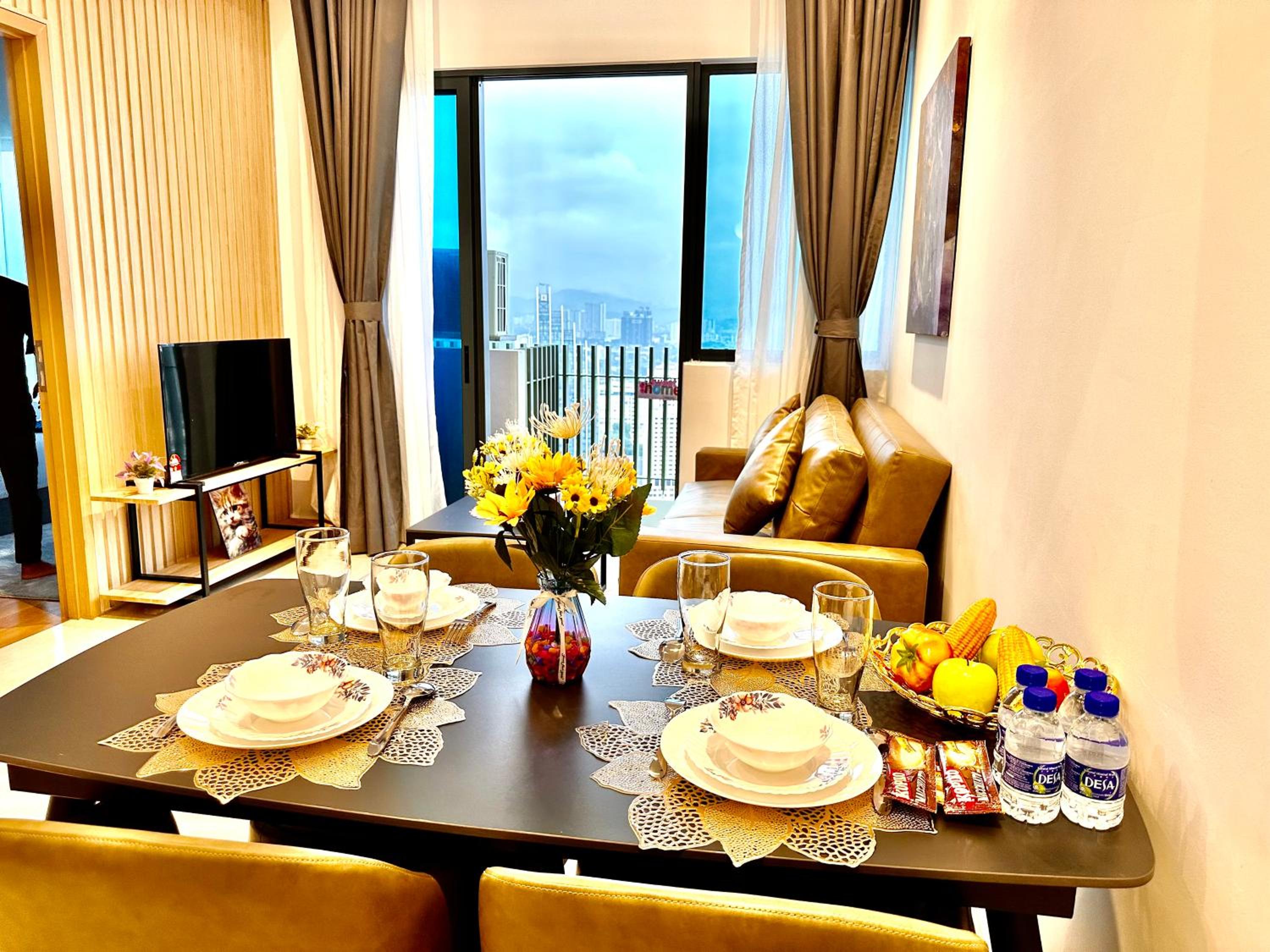 The Luxe Colony Klcc By NTR Resources