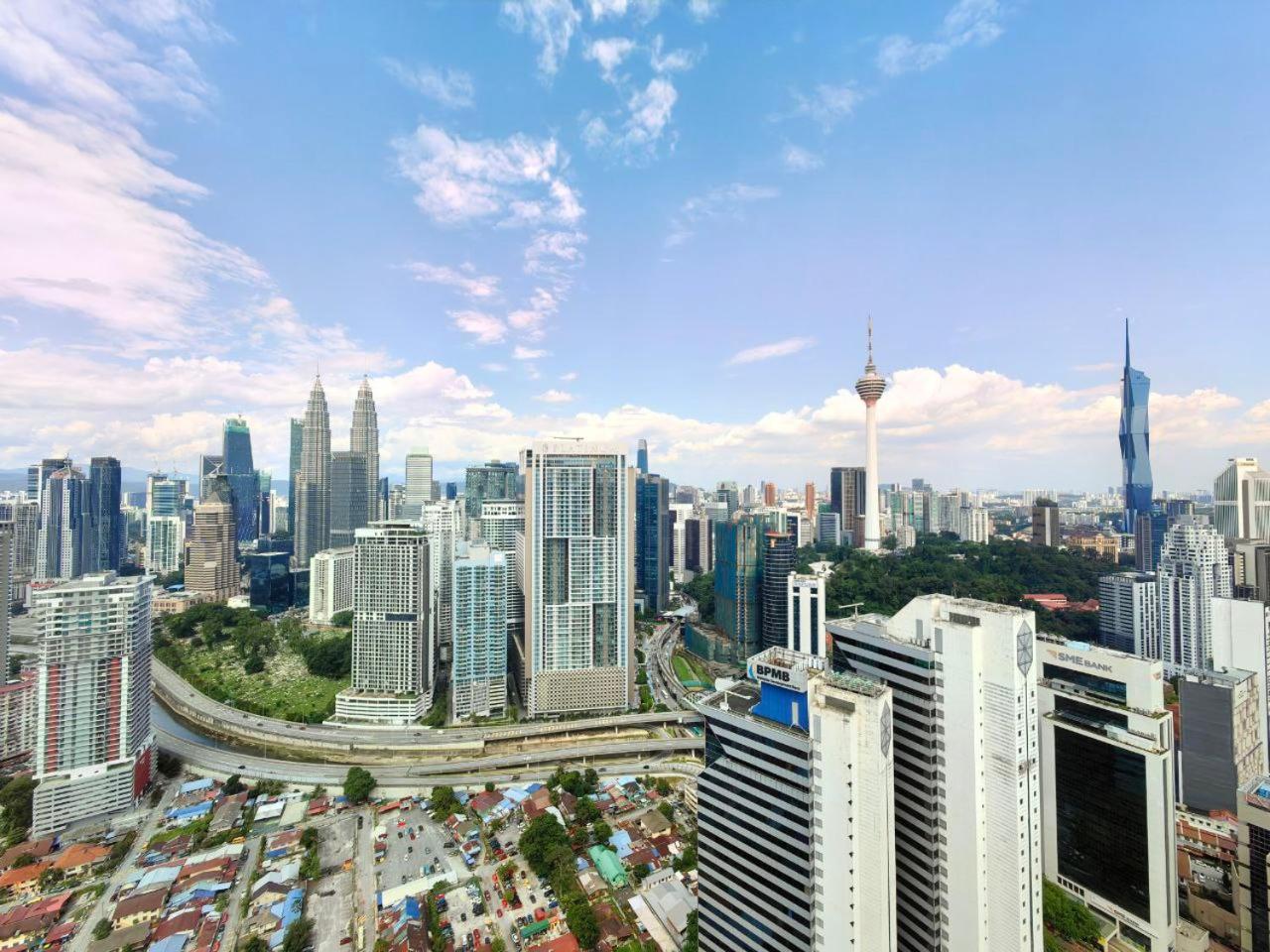 The Luxe Colony Klcc By NTR Resources
