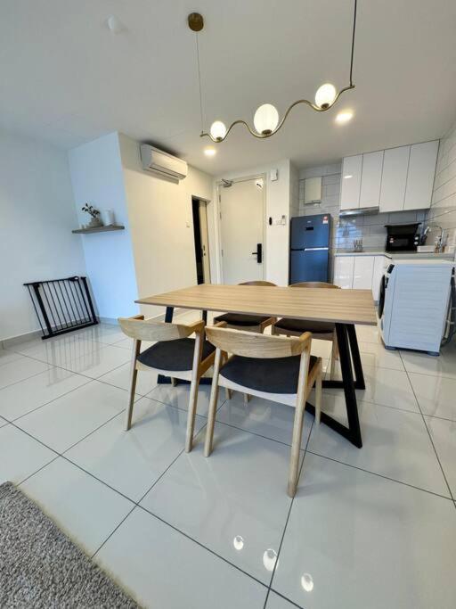 Arte Mont Kiara 2Br