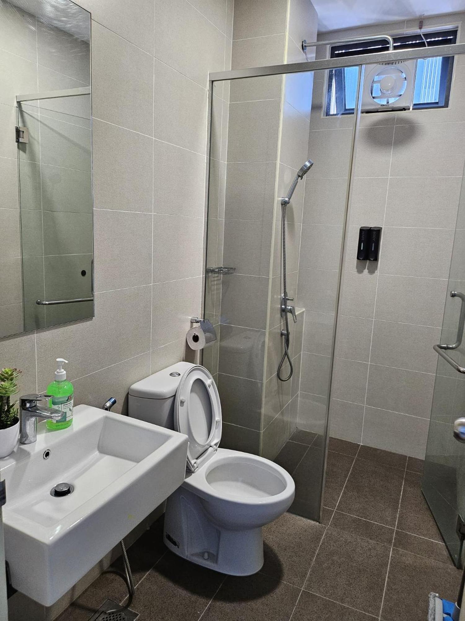 Rising Star Homestay Atlantis Residence