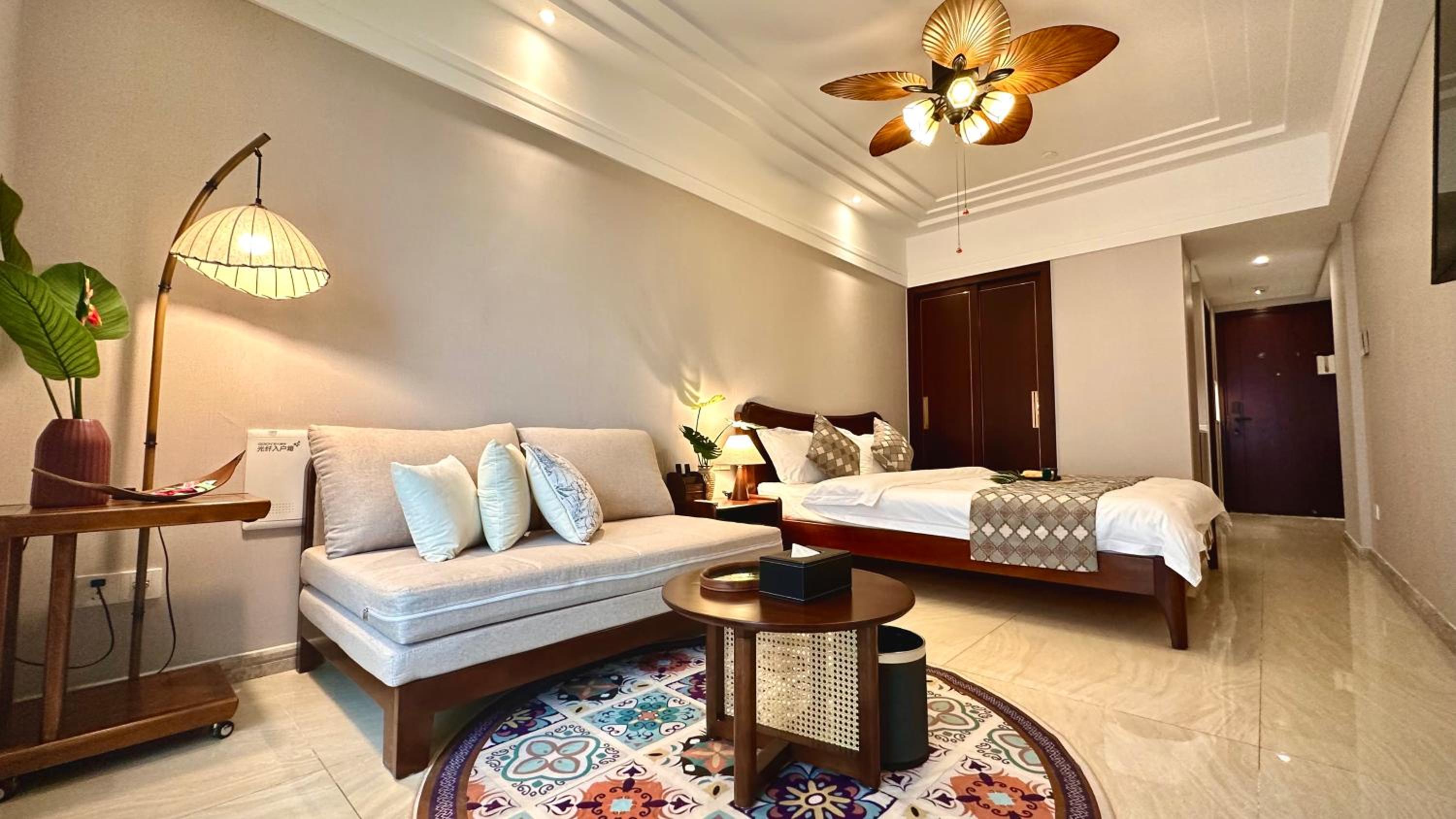 Xiamen Binbei Silver Lake Apartment