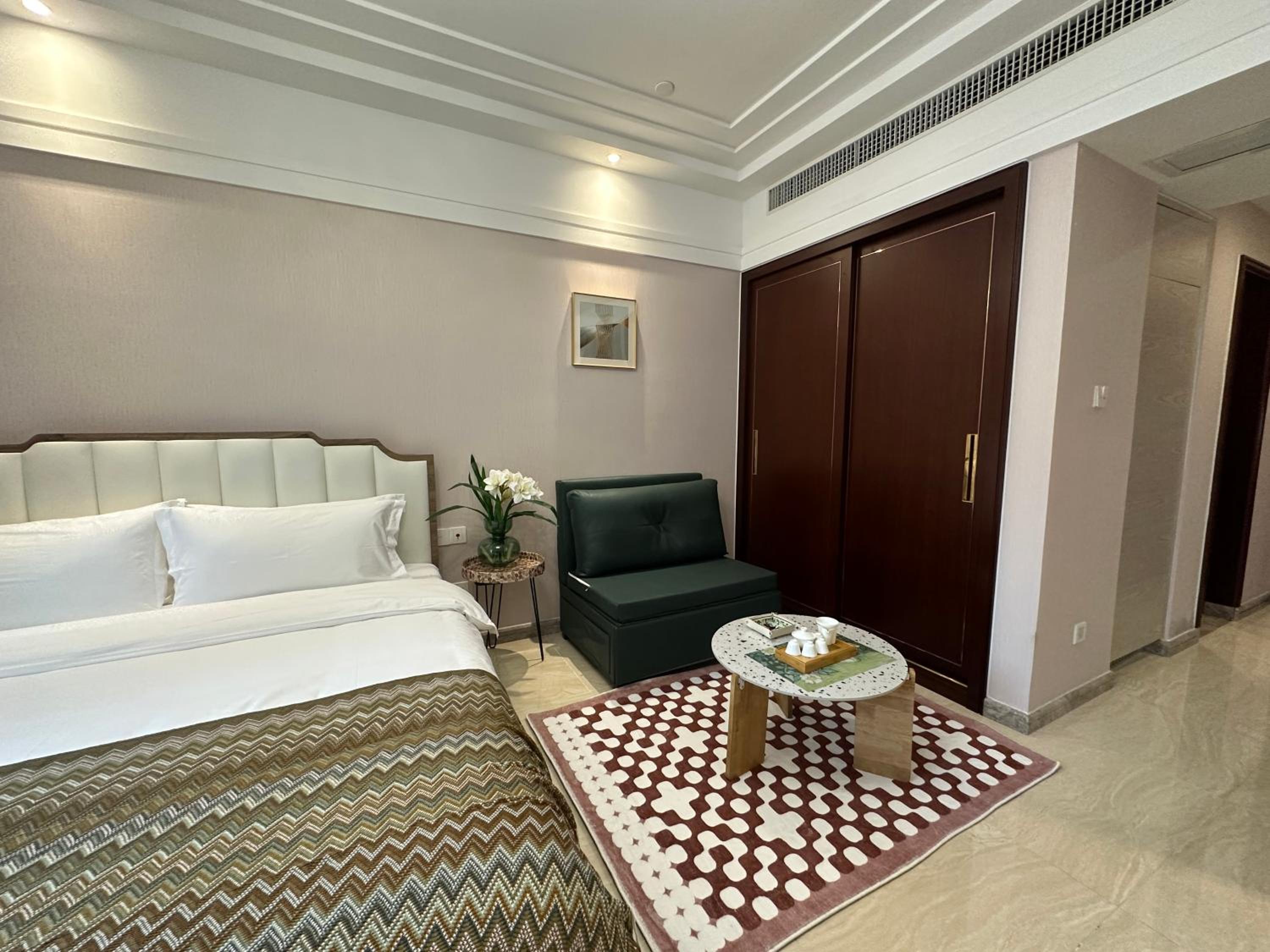 Xiamen Binbei Silver Lake Apartment