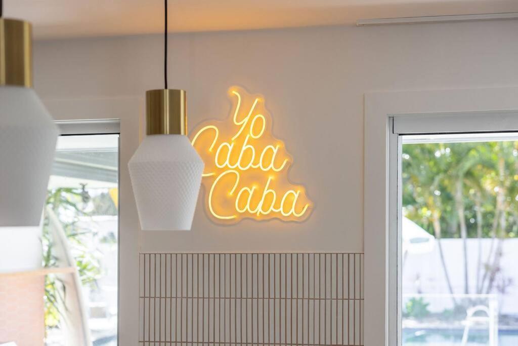 Yo Caba Caba - Beach House with a Colourful Twist!
