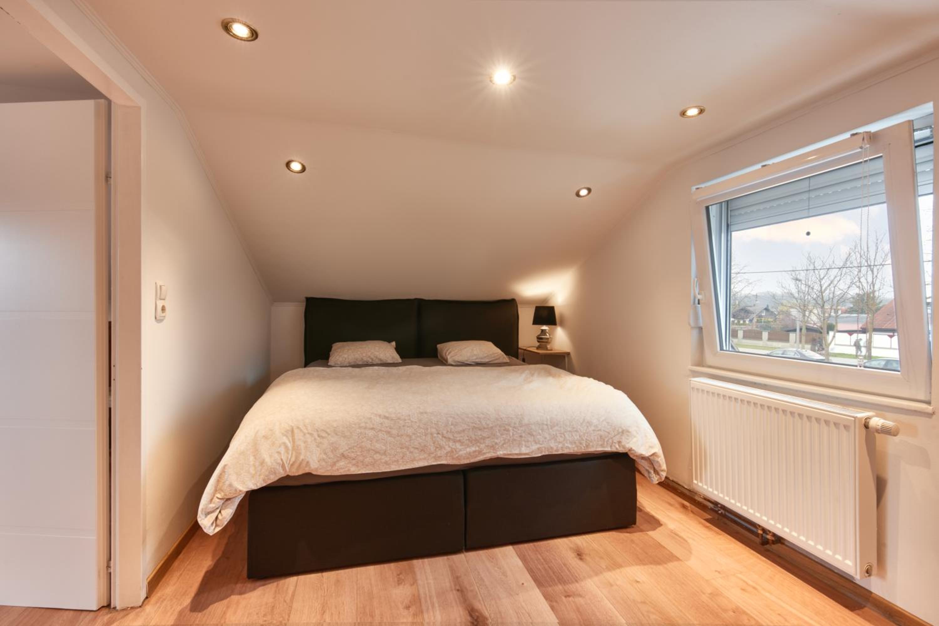 Luxurious 3BD Villa in Prime Location of Vienna