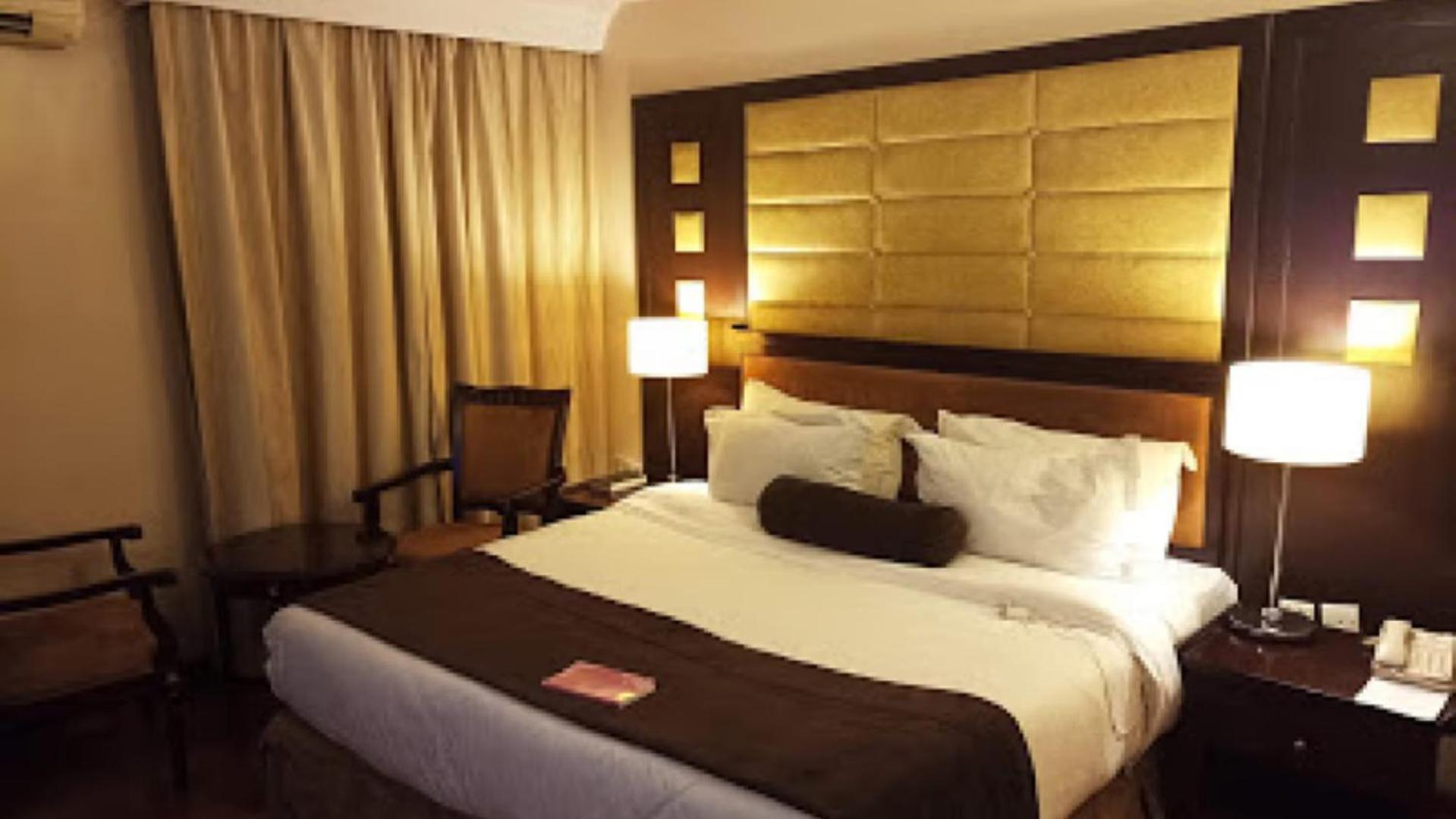 Owu Crown Hotel - Guest Room
