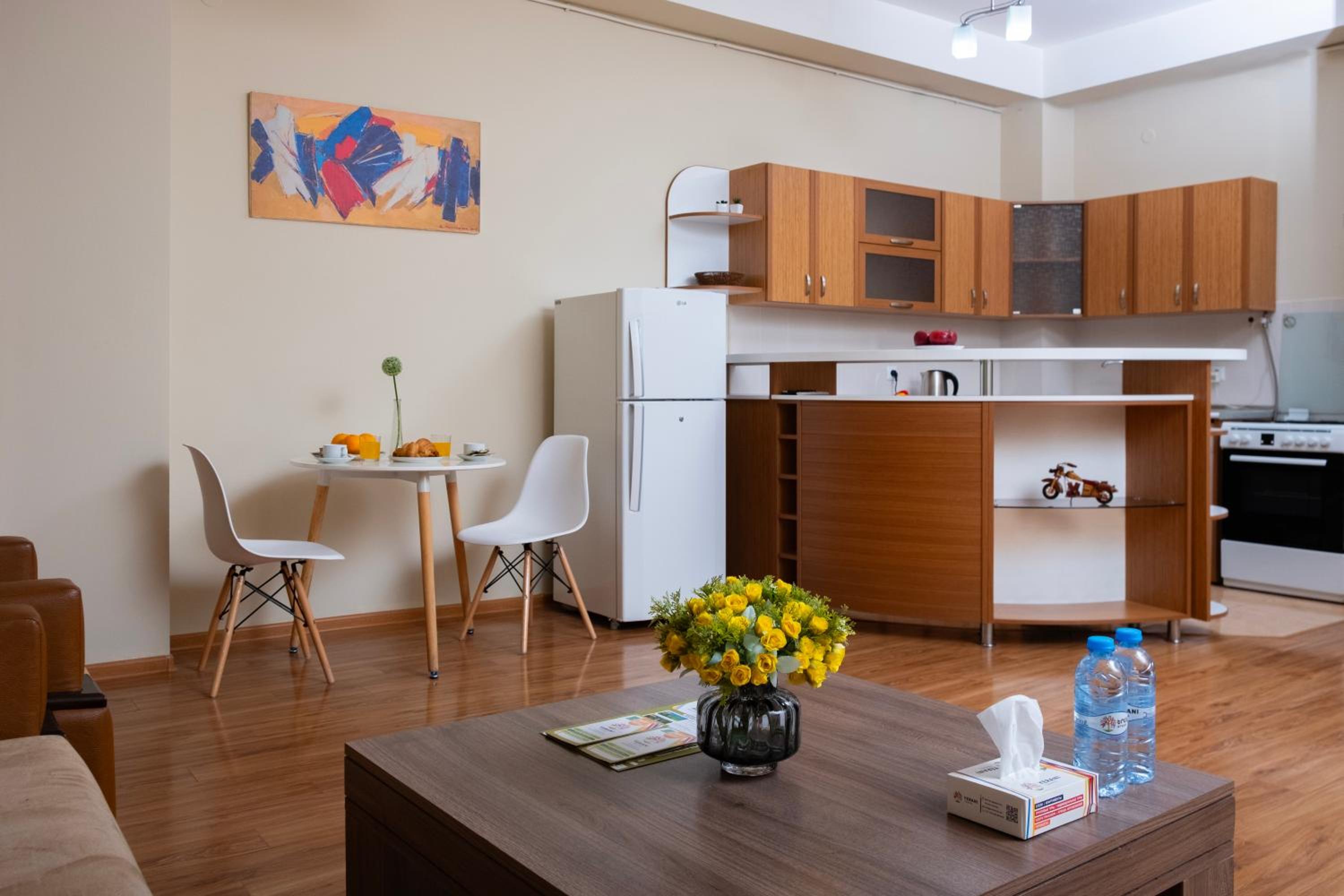 Welcome Malibu Apartment