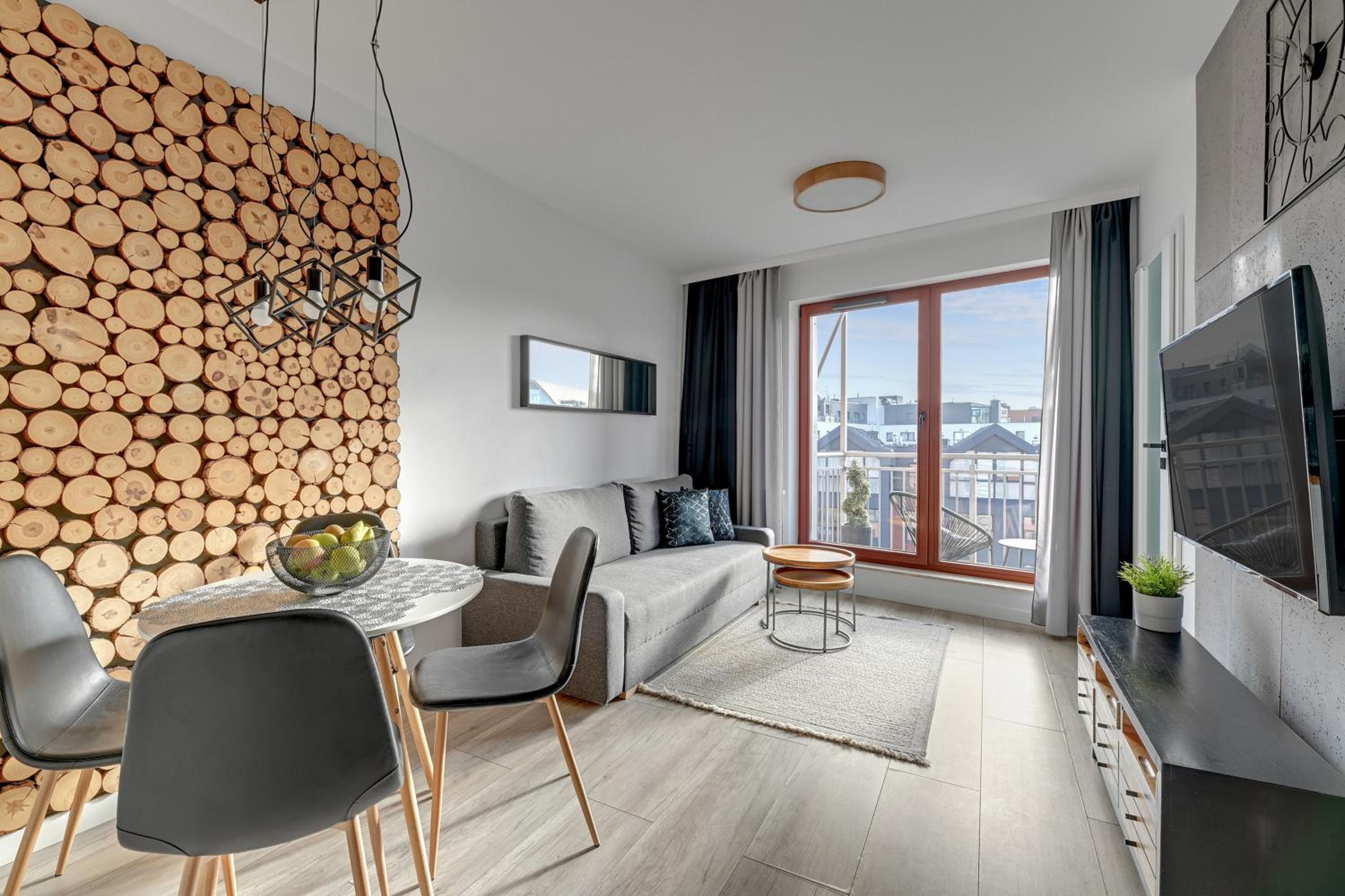 Waterlane Island - Riverview Pool, SPA & Gym by Downtown Apartments