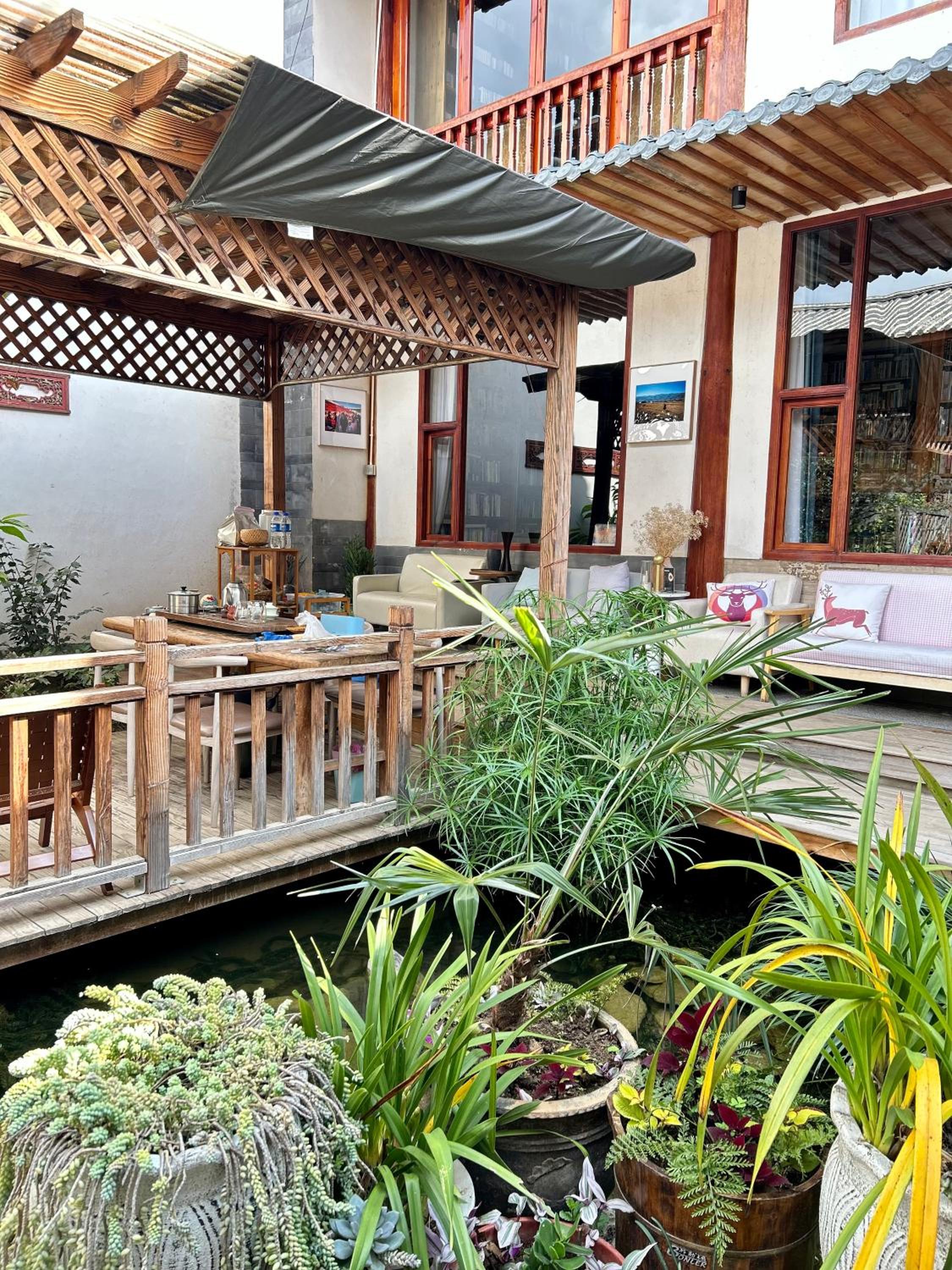 Jianchuan Shaxi Huasheli Inn