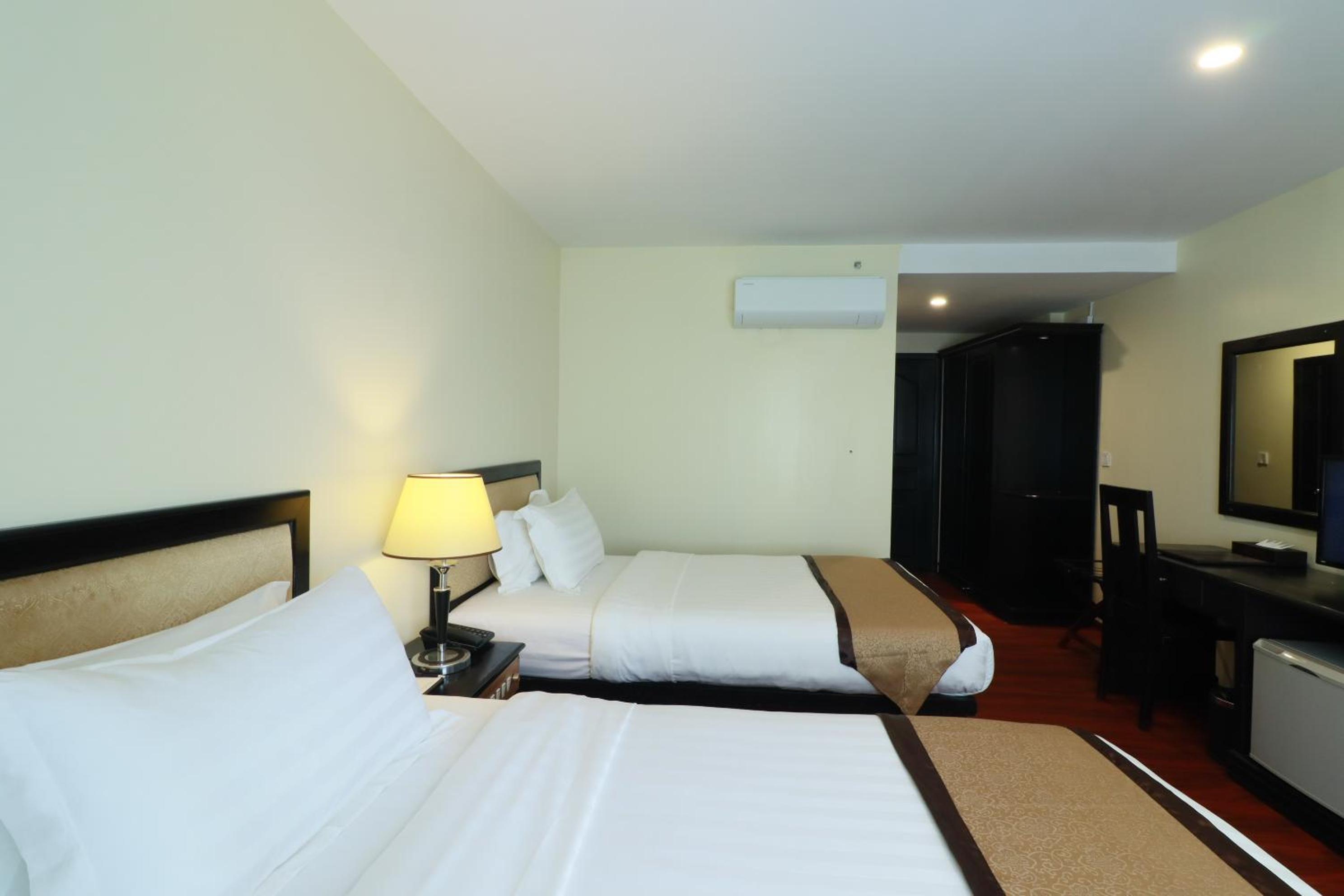 Ramada by Wyndham Phnom Penh Central view 4