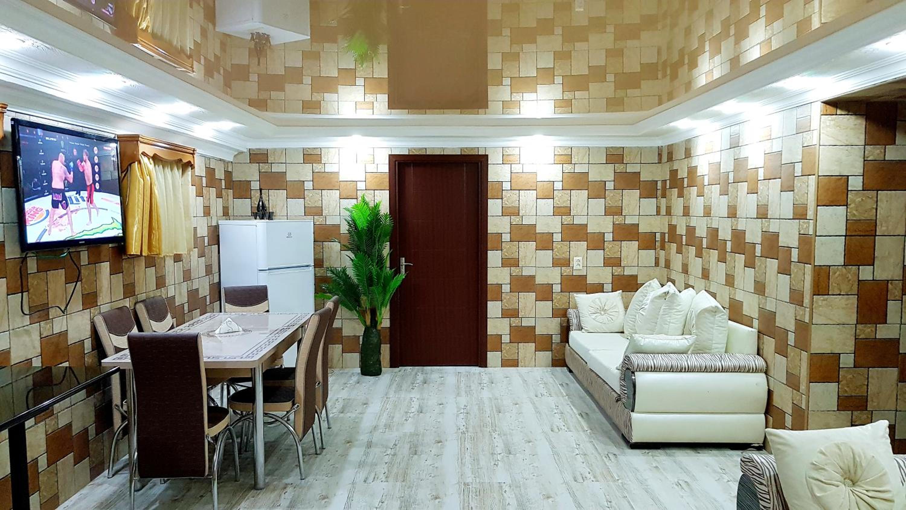 Guests Hausse PLPLAN JAM