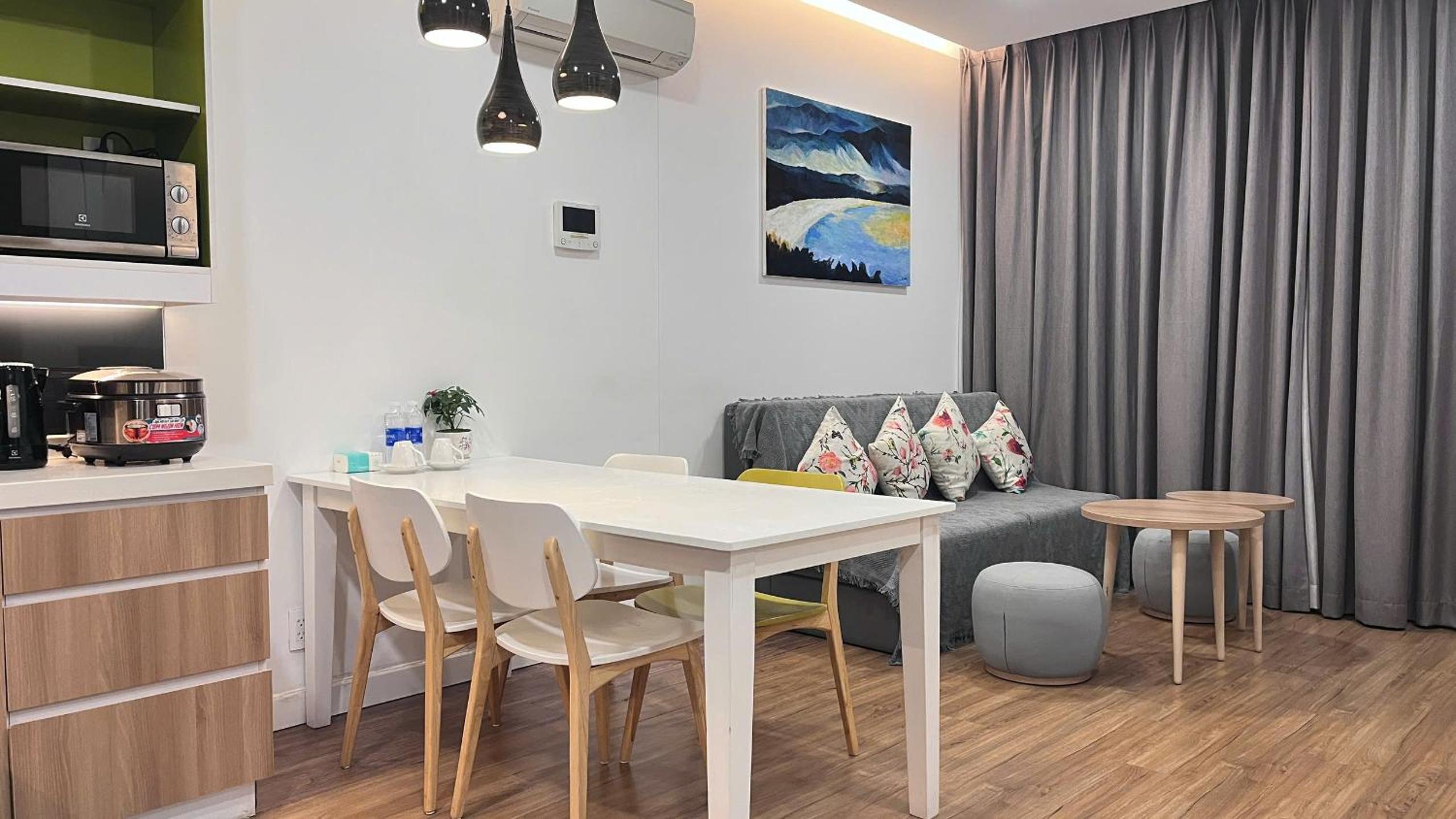 The Wellington-Republic Apartment Airport