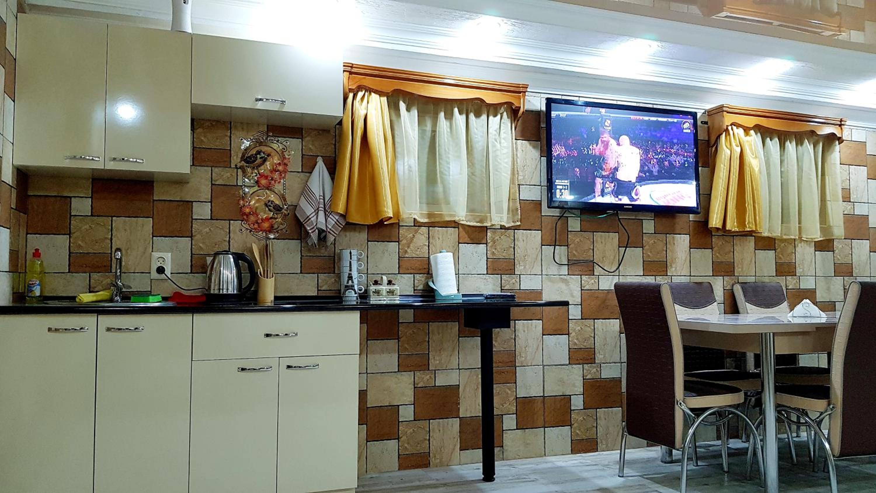 Guests Hausse PLPLAN JAM
