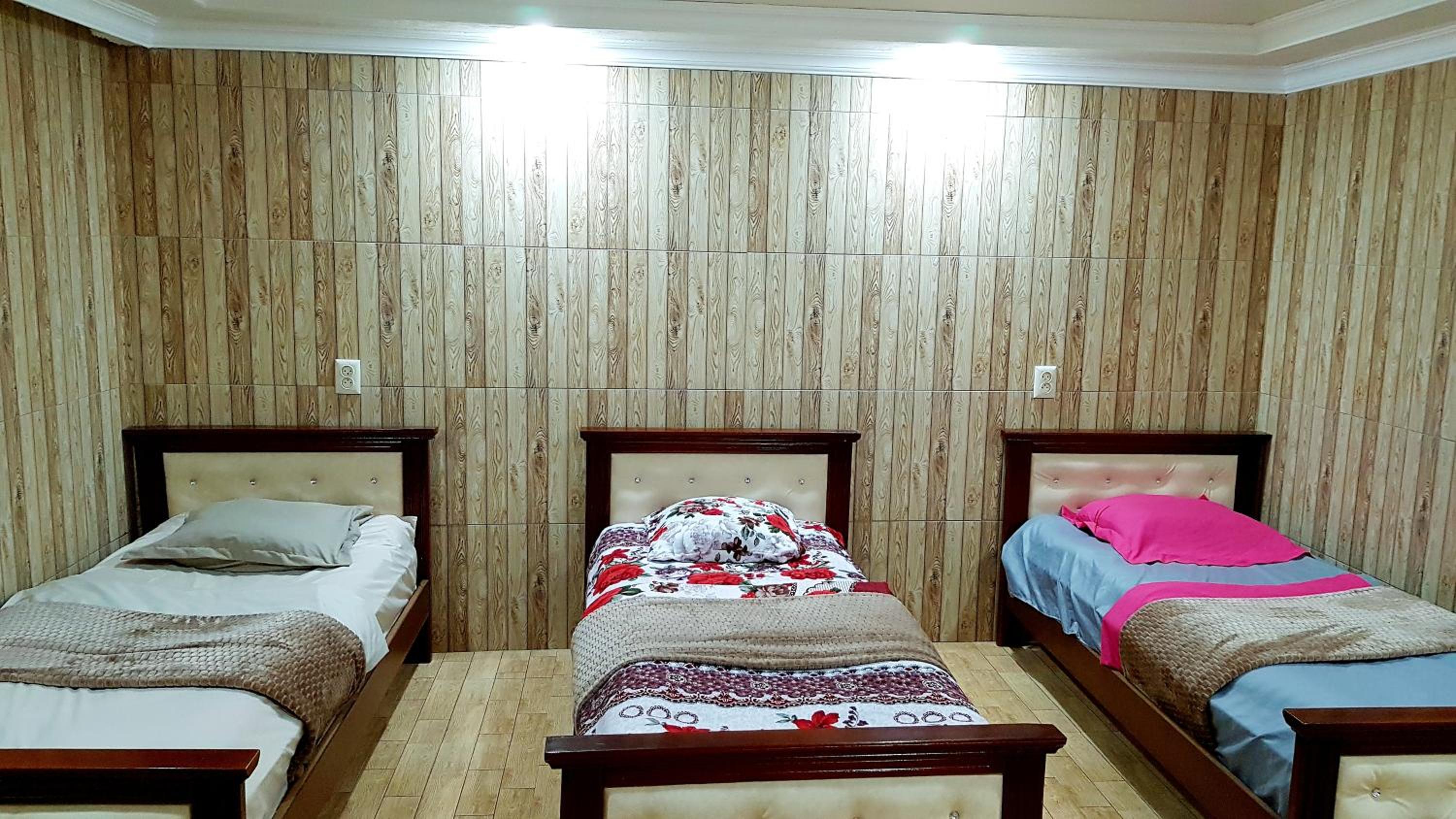 Guests Hausse PLPLAN JAM