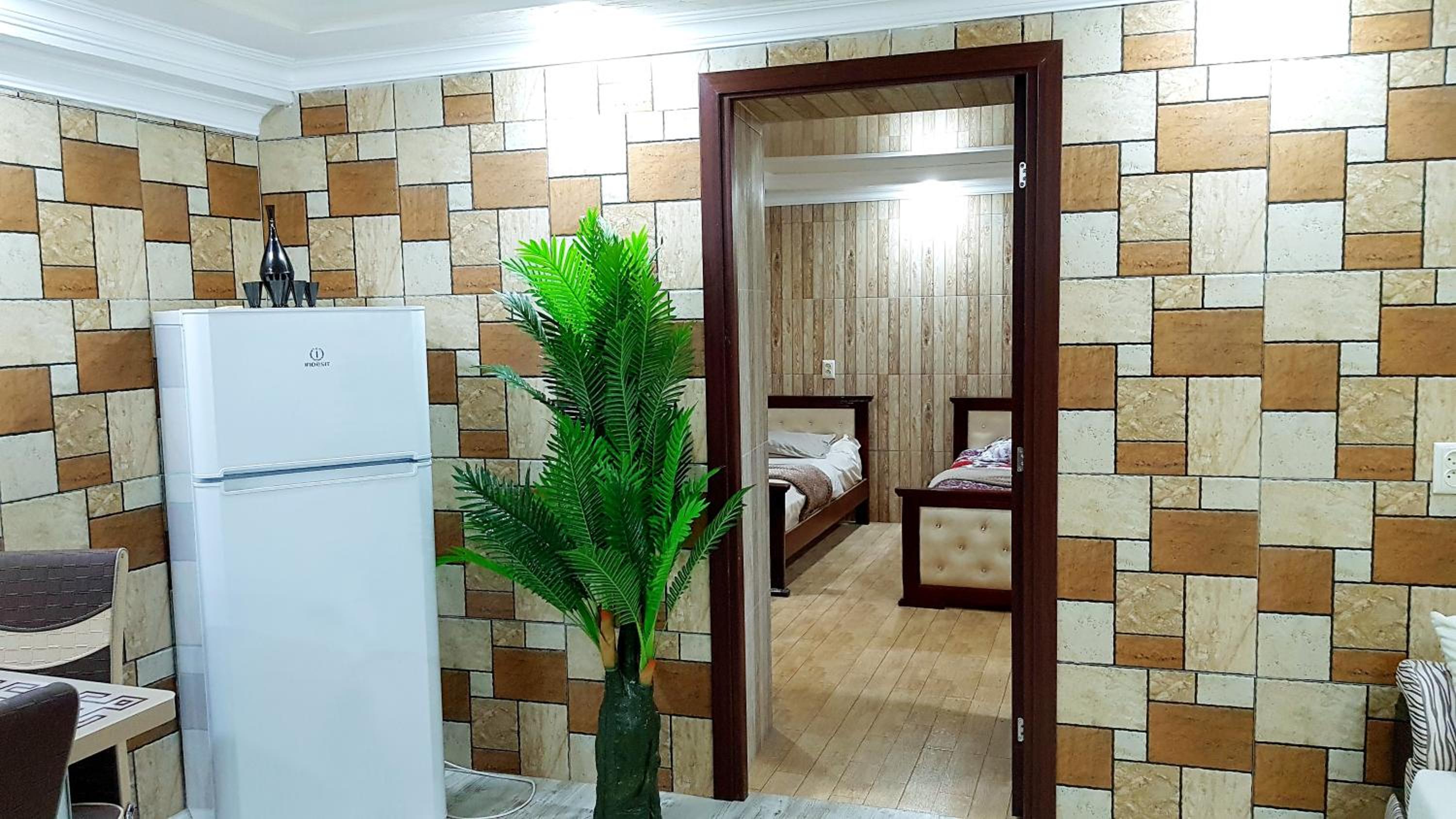 Guests Hausse PLPLAN JAM