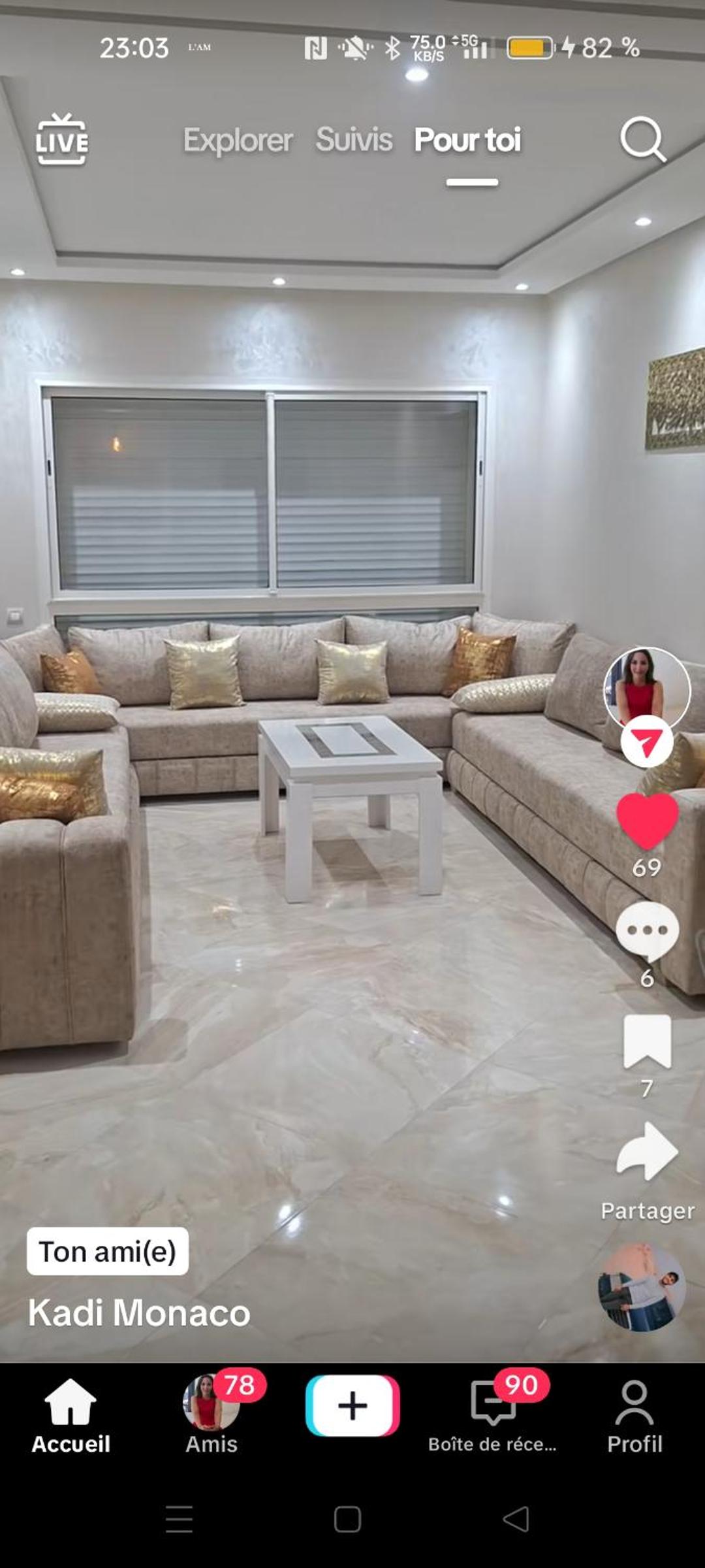 lounge