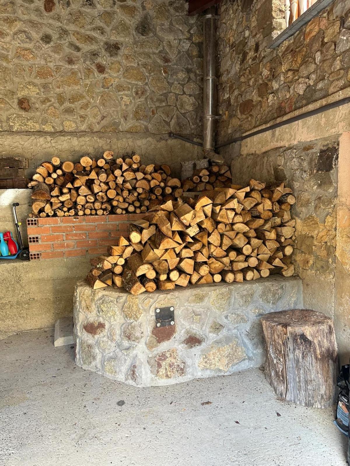 Casa Rural MONTE ROBLO