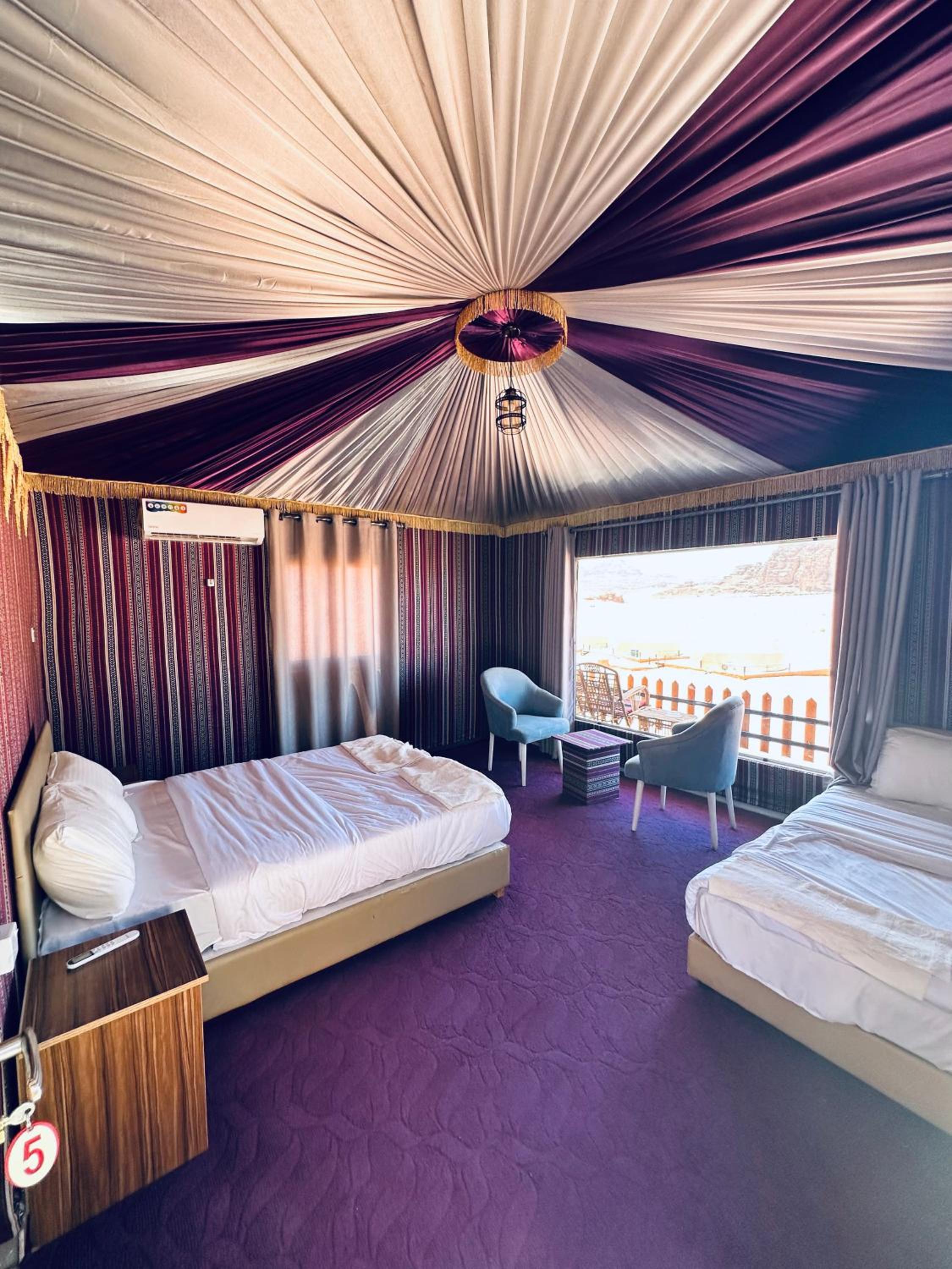 RUM MAGIC SANDS BuBBLES CAMP
