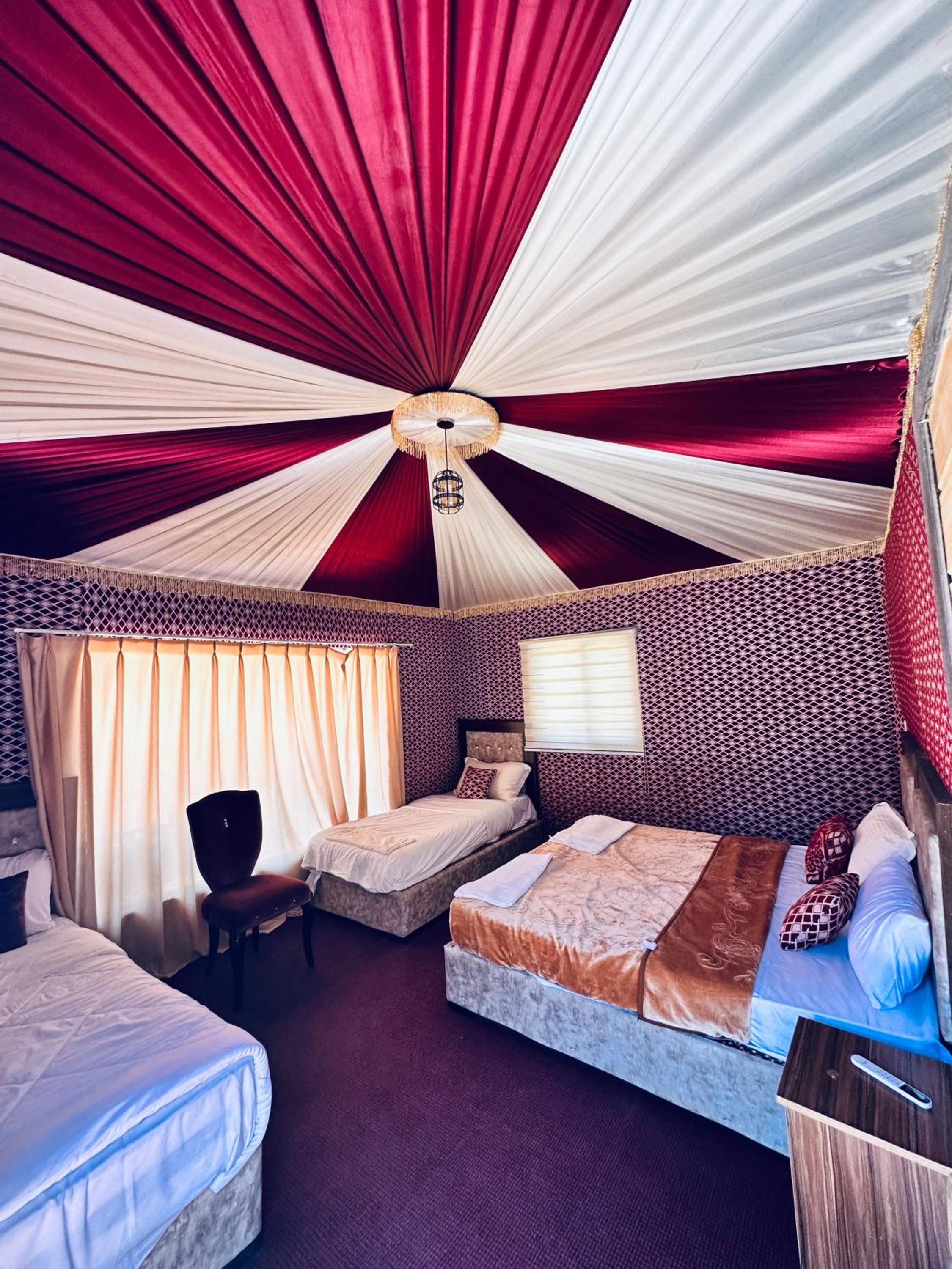 RUM MAGIC SANDS BuBBLES CAMP
