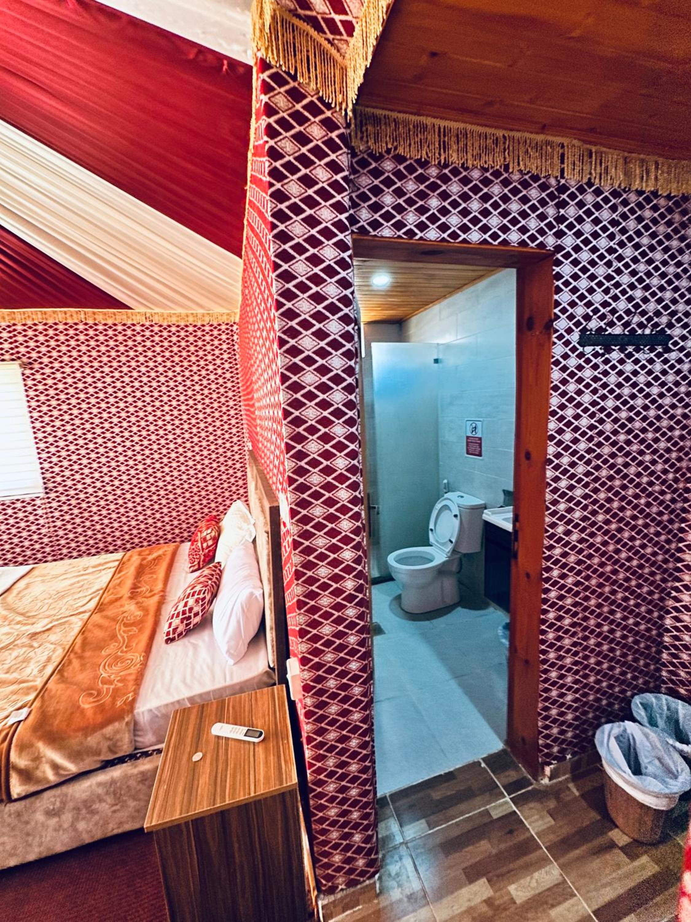 RUM MAGIC SANDS BuBBLES CAMP
